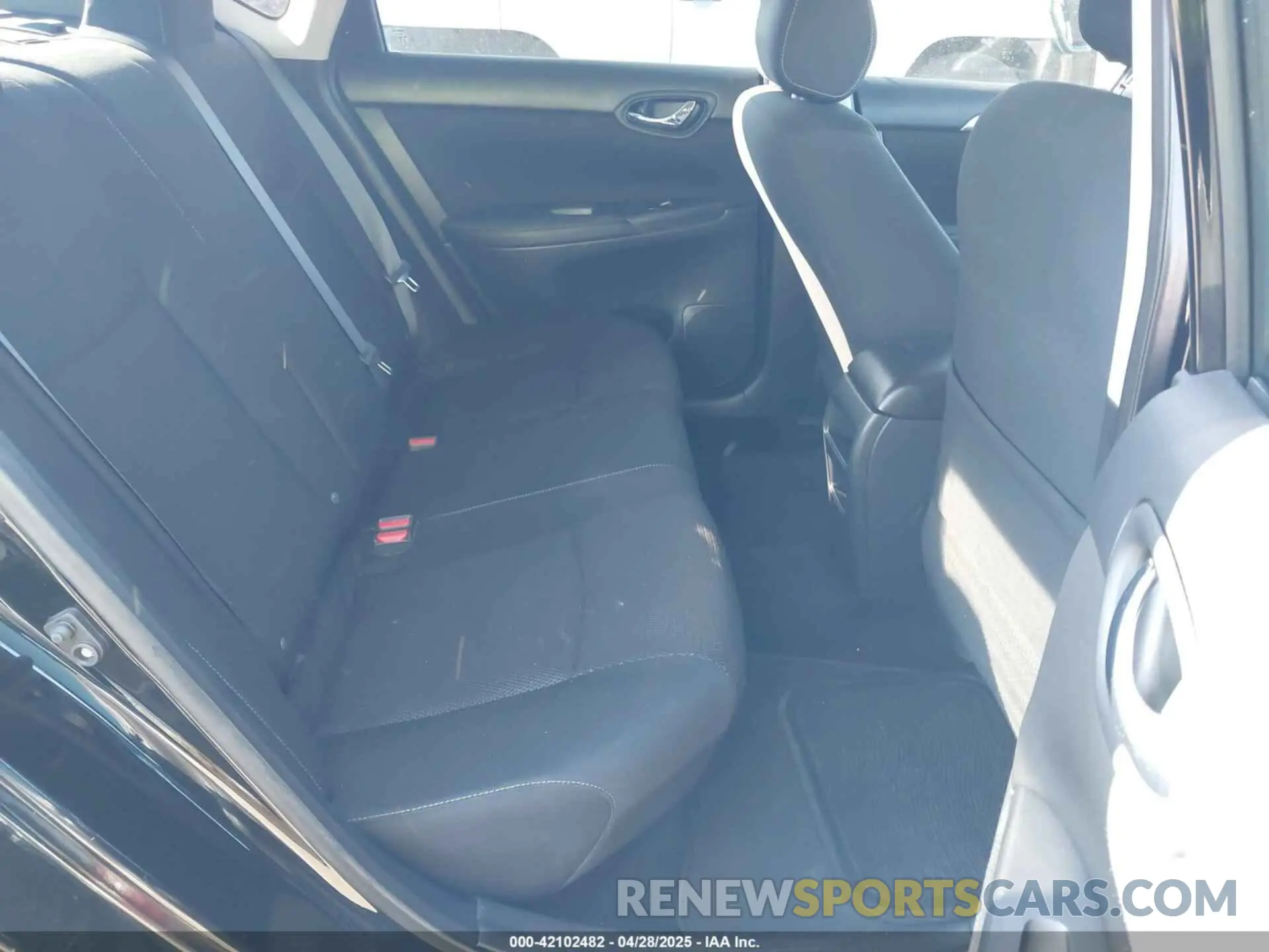 8 fotografías del automóvil dañado 3N1AB7AP0KY248392 NISSAN SENTRA 2019
