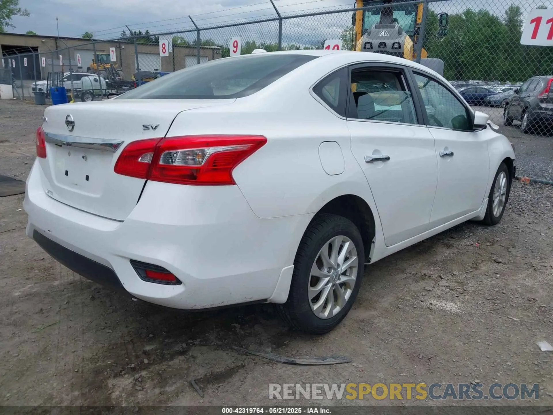 4 fotografías del automóvil dañado 3N1AB7AP0KY259361 NISSAN SENTRA 2019