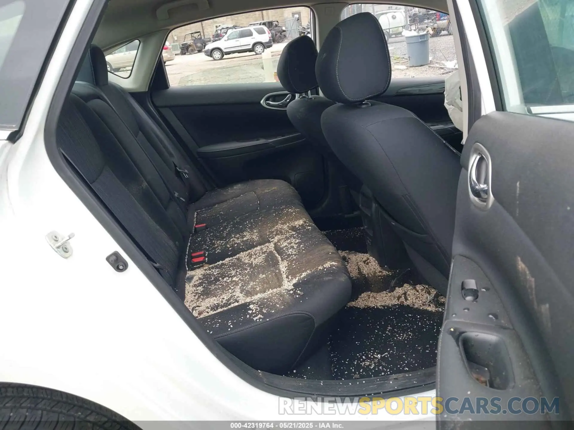 8 fotografías del automóvil dañado 3N1AB7AP0KY259361 NISSAN SENTRA 2019
