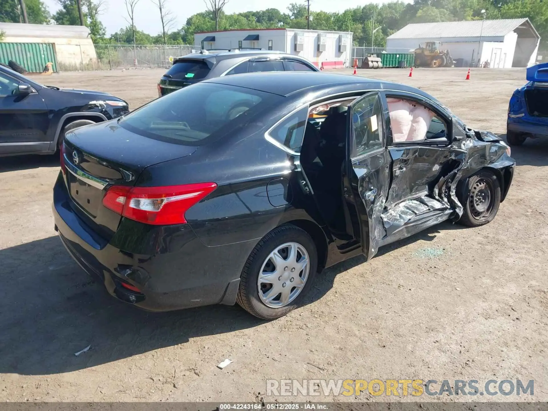 4 fotografías del automóvil dañado 3N1AB7AP0KY265645 NISSAN SENTRA 2019