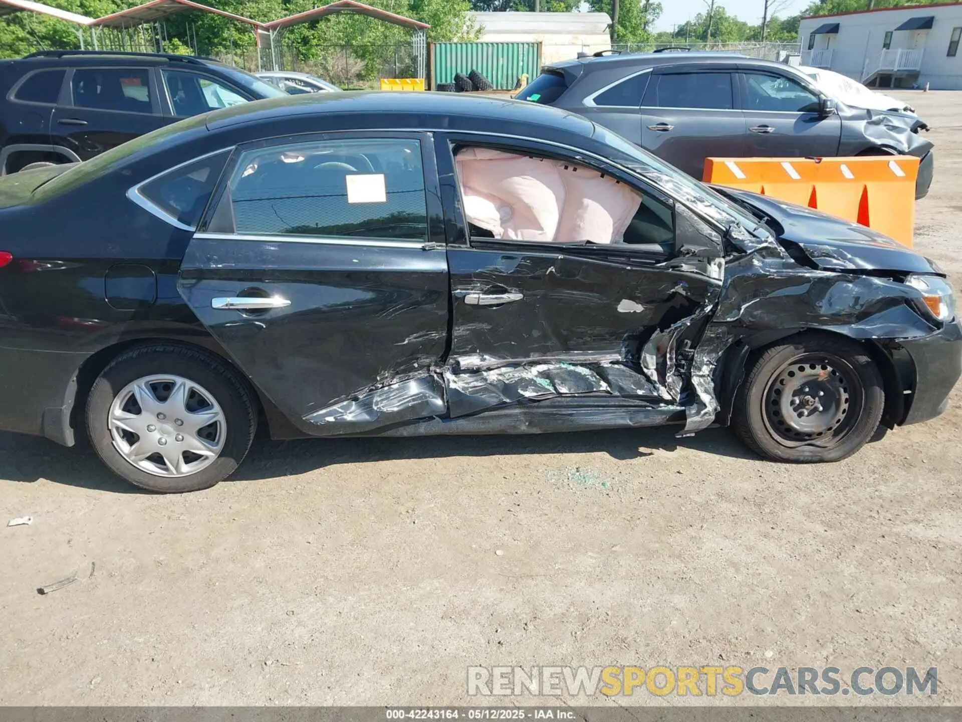 6 fotografías del automóvil dañado 3N1AB7AP0KY265645 NISSAN SENTRA 2019