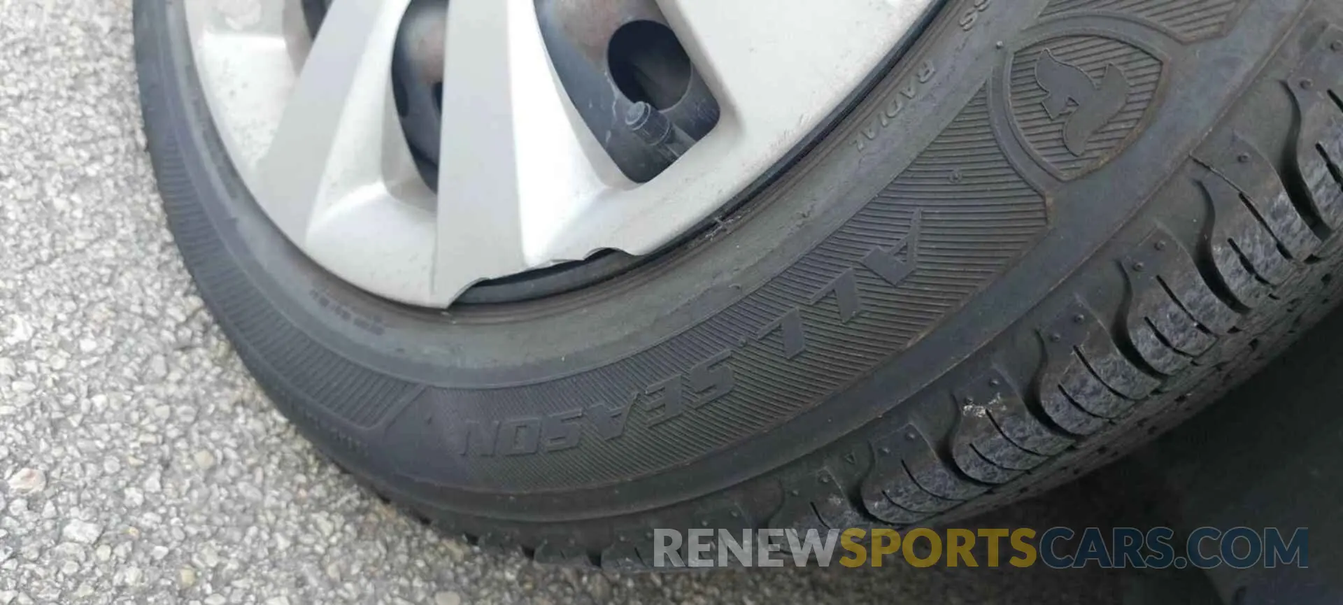 24 fotografías del automóvil dañado 3N1AB7AP0KY265886 NISSAN SENTRA 2019