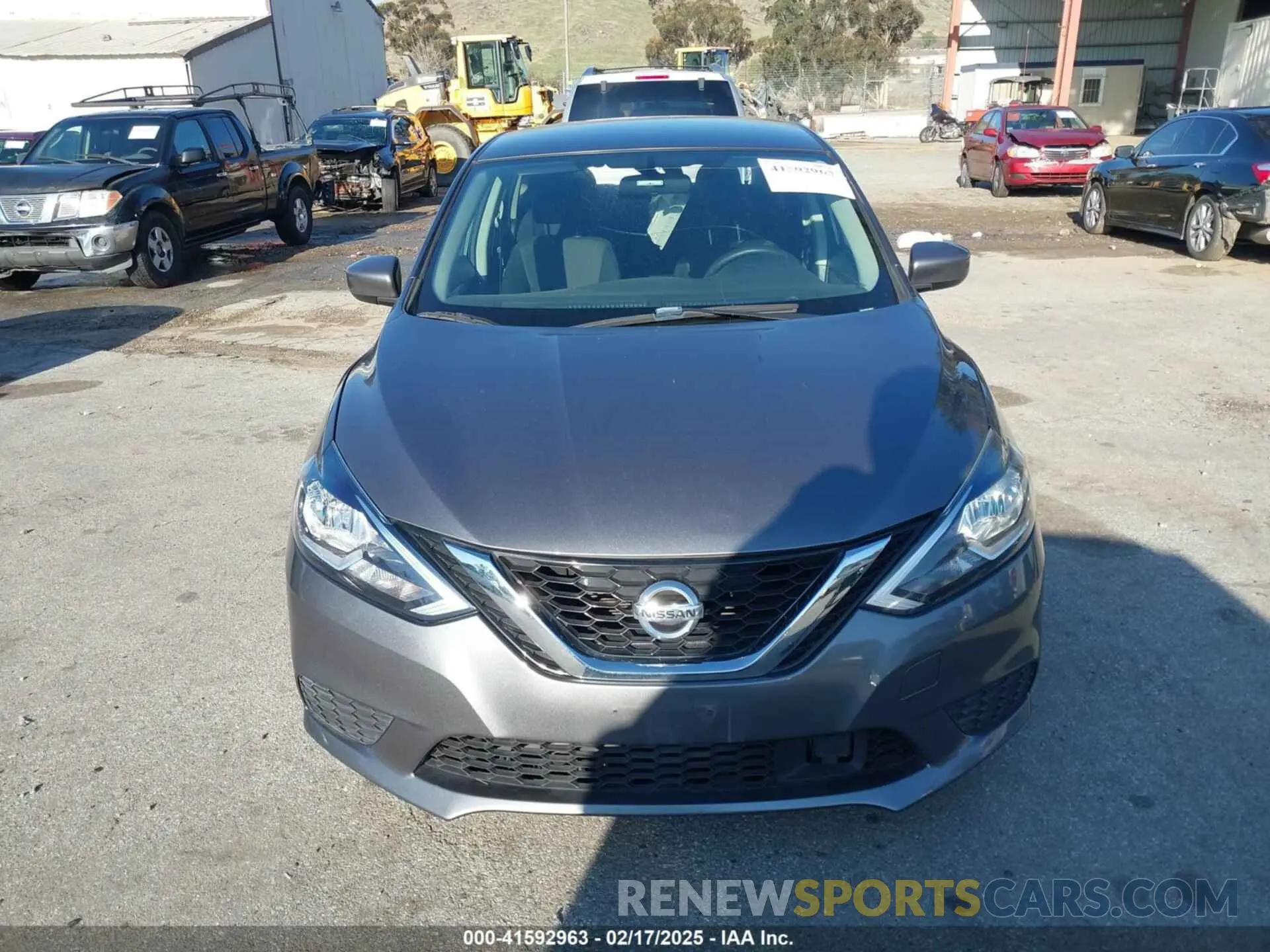 12 fotografías del automóvil dañado 3N1AB7AP0KY268576 NISSAN SENTRA 2019