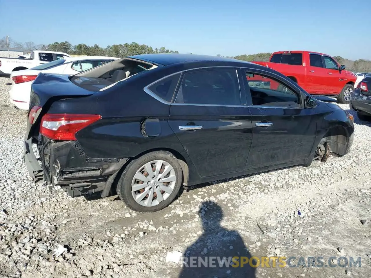 3 fotografías del automóvil dañado 3N1AB7AP0KY271736 NISSAN SENTRA 2019