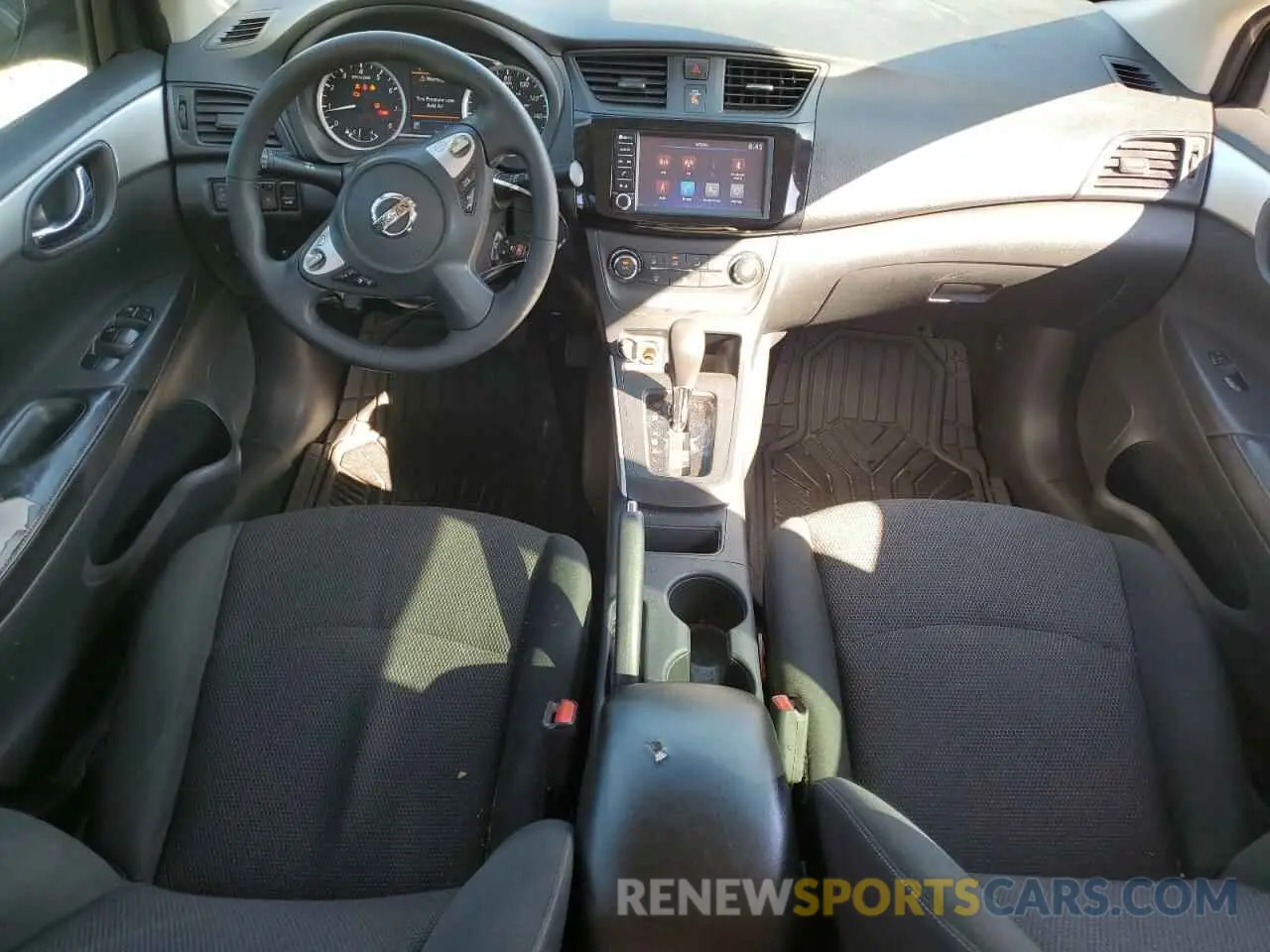 8 fotografías del automóvil dañado 3N1AB7AP0KY271736 NISSAN SENTRA 2019