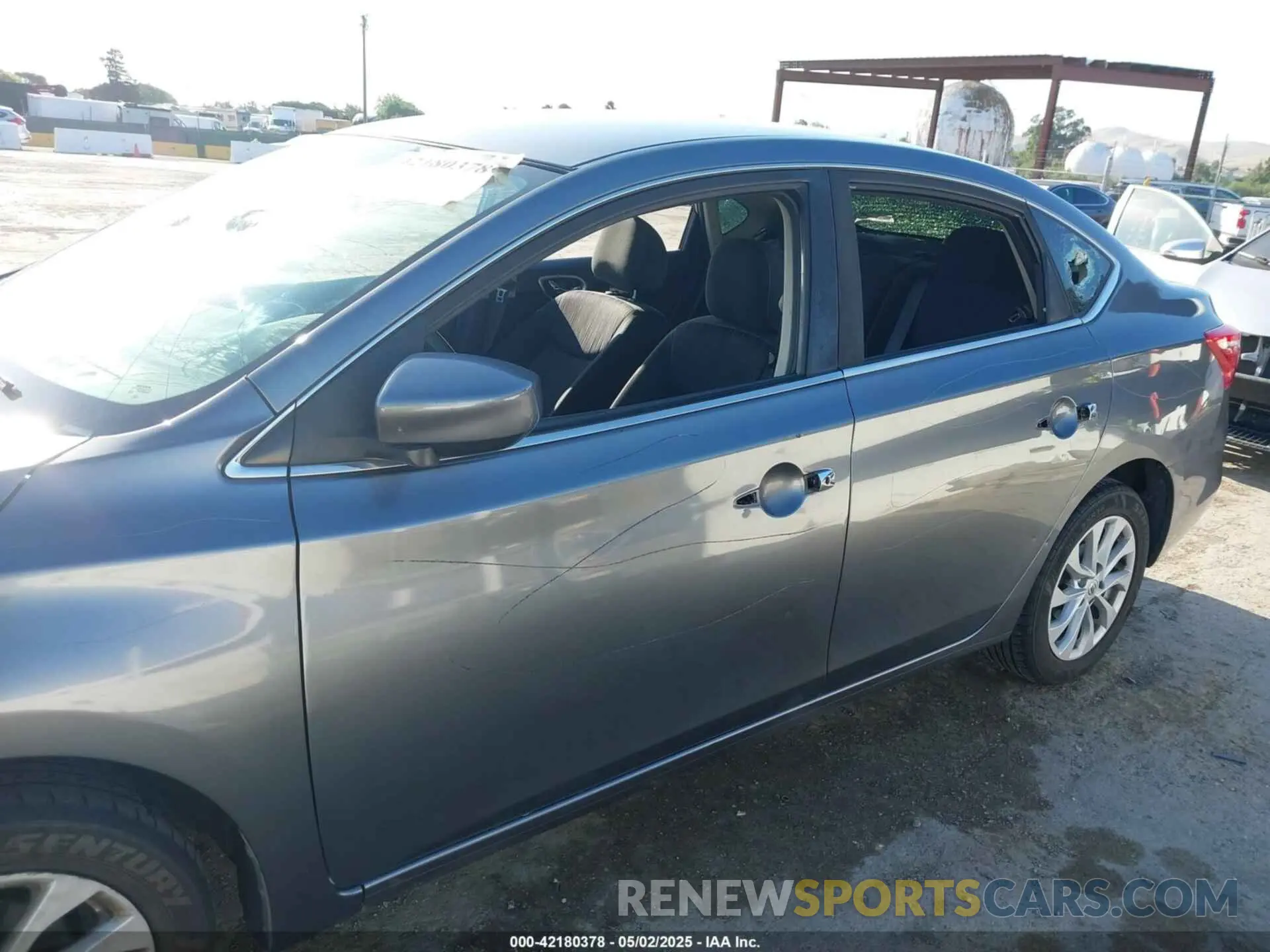 14 fotografías del automóvil dañado 3N1AB7AP0KY283319 NISSAN SENTRA 2019