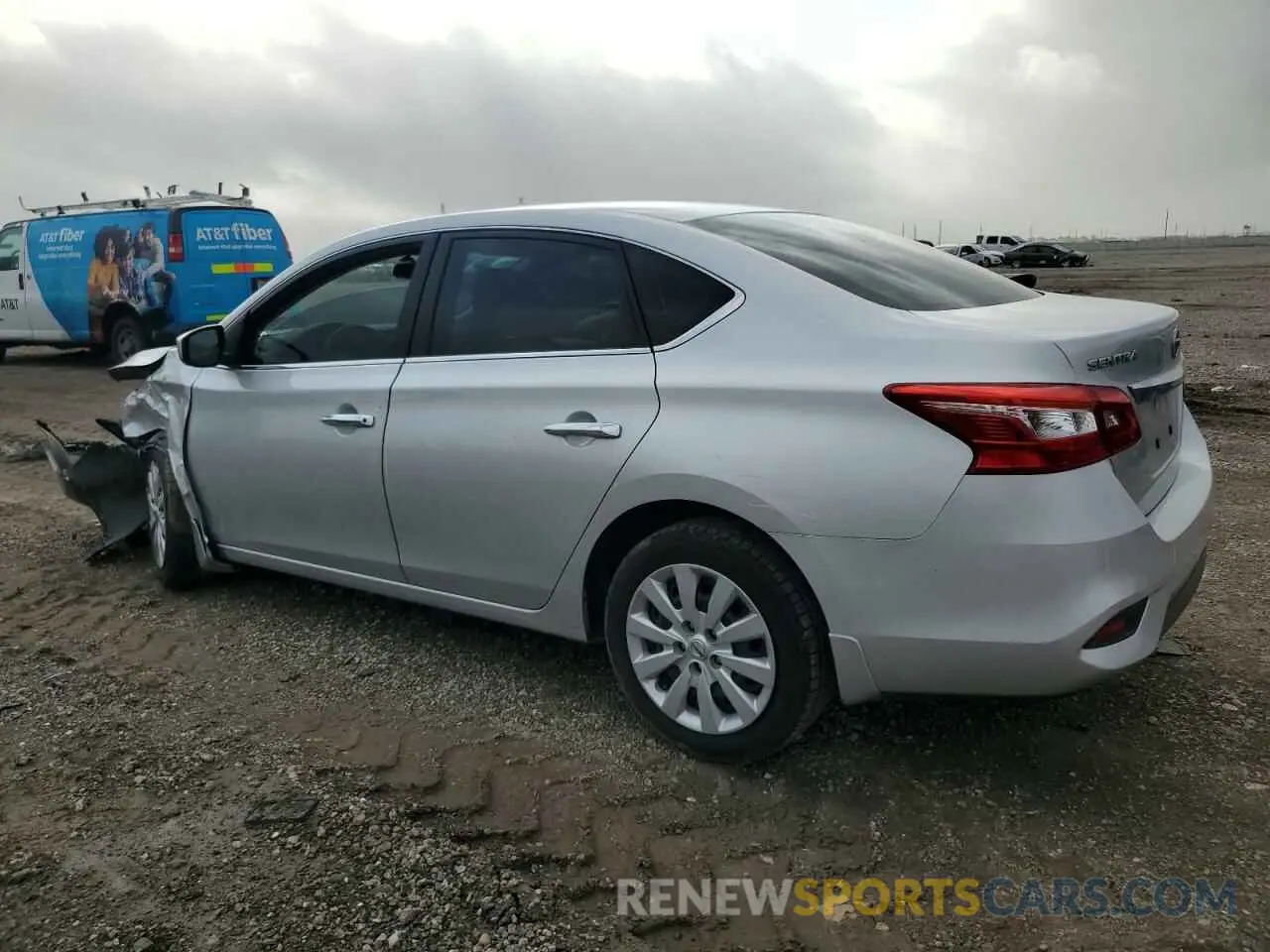 2 fotografías del automóvil dañado 3N1AB7AP0KY290724 NISSAN SENTRA 2019
