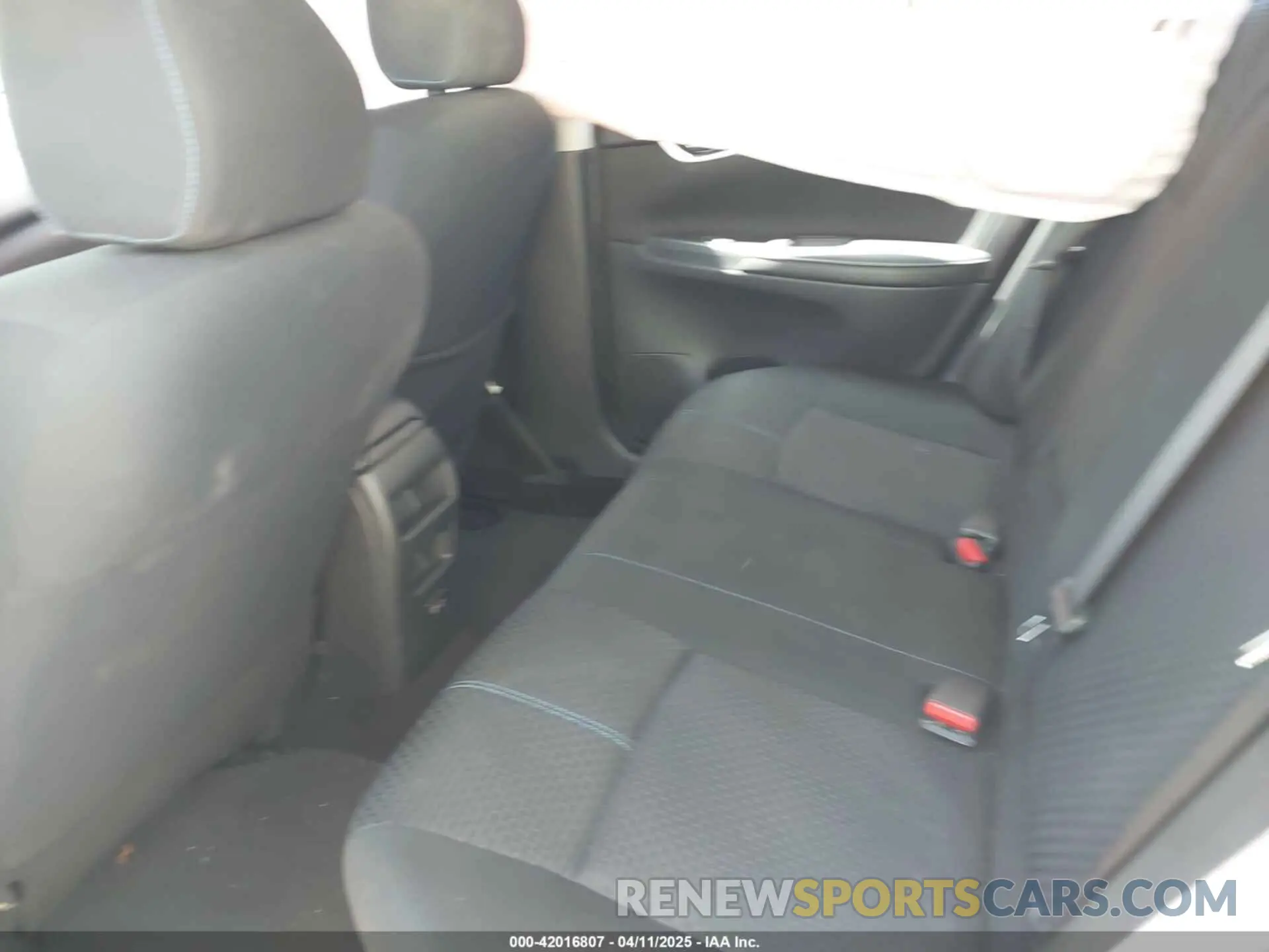 8 fotografías del automóvil dañado 3N1AB7AP0KY298760 NISSAN SENTRA 2019