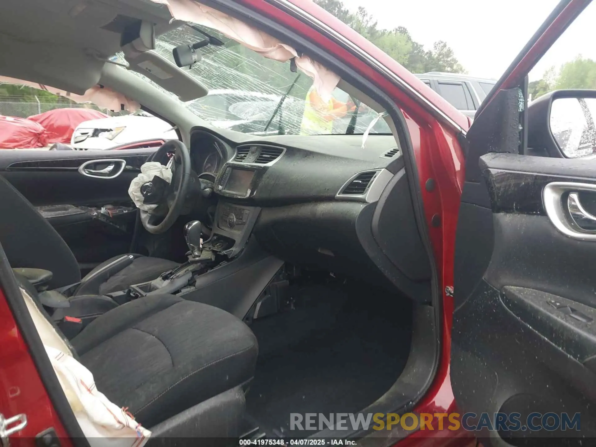 5 fotografías del automóvil dañado 3N1AB7AP0KY300930 NISSAN SENTRA 2019