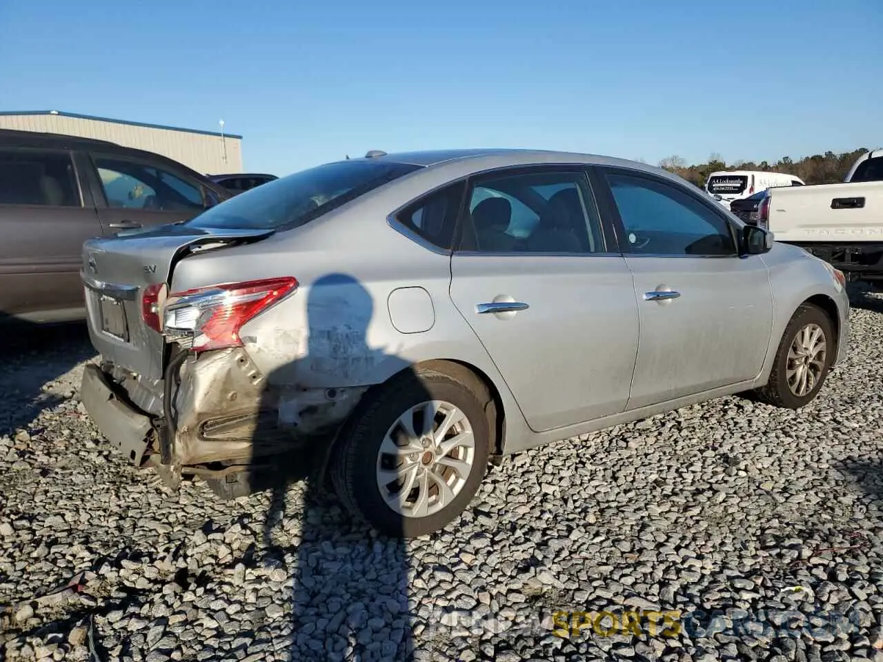 3 fotografías del automóvil dañado 3N1AB7AP0KY311278 NISSAN SENTRA 2019