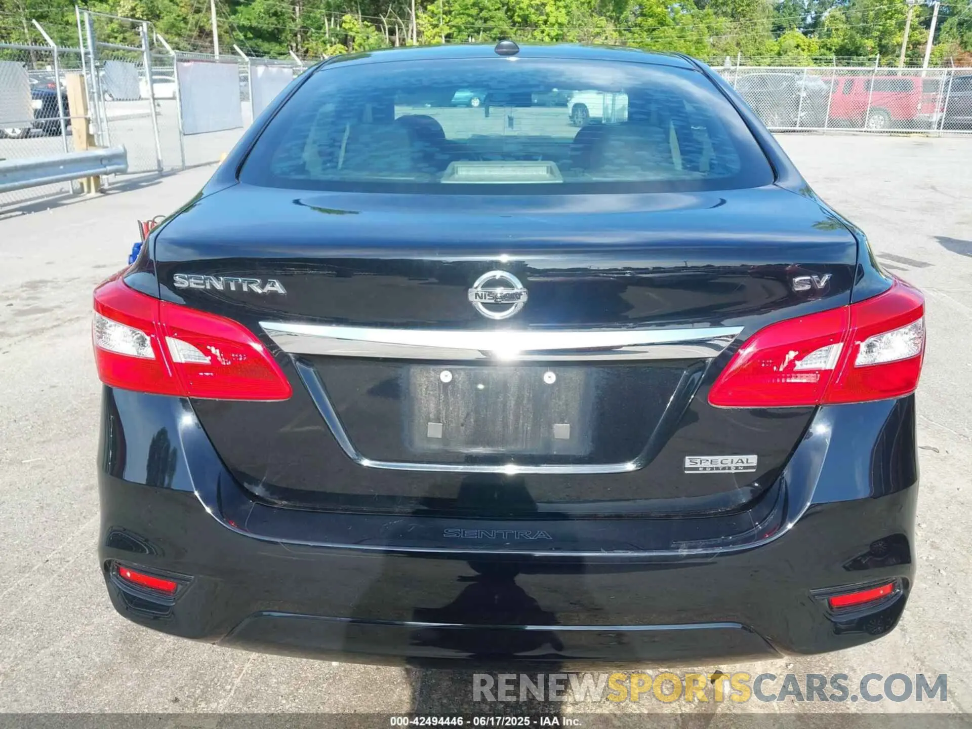17 fotografías del automóvil dañado 3N1AB7AP0KY336780 NISSAN SENTRA 2019