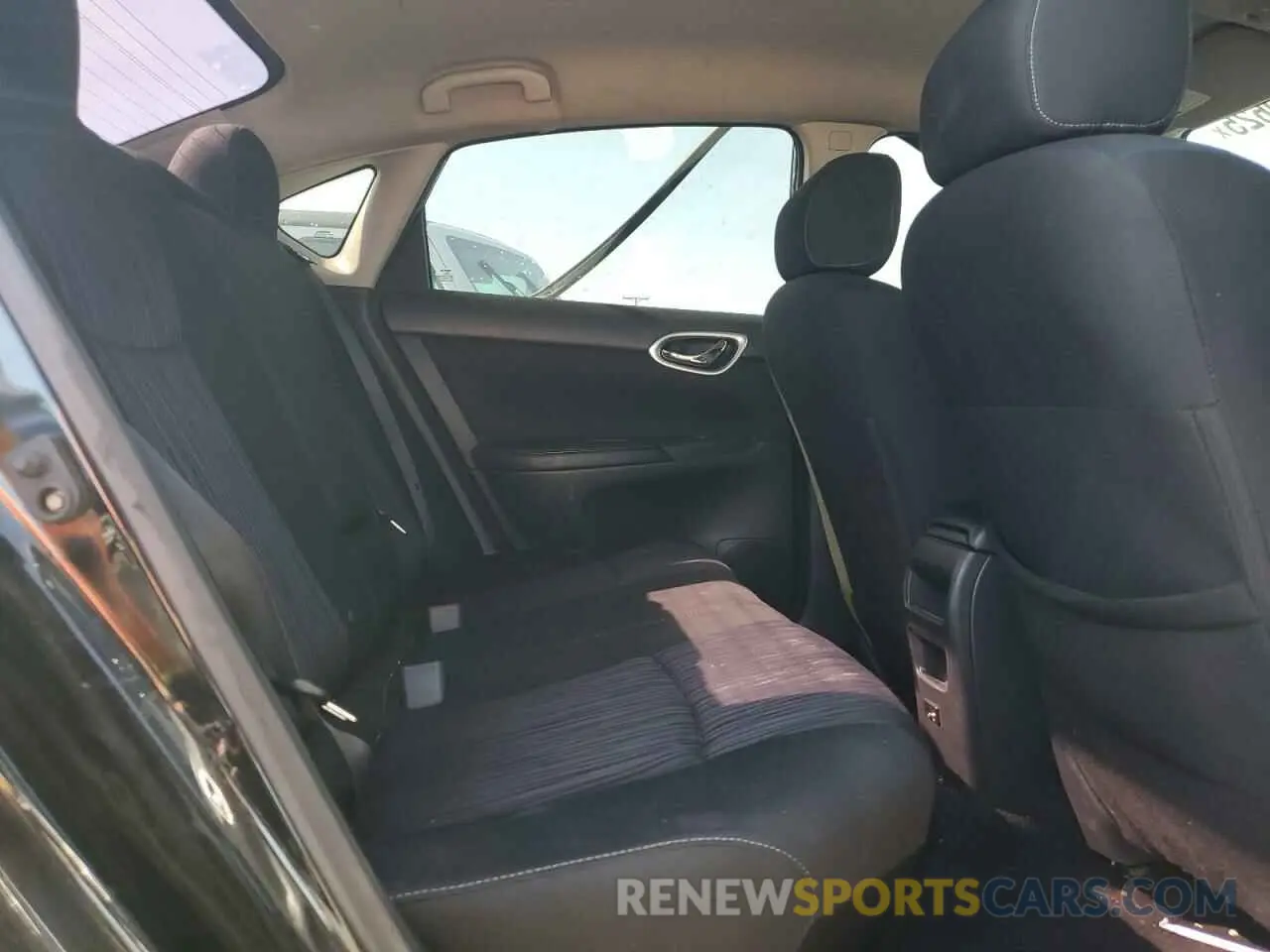 10 fotografías del automóvil dañado 3N1AB7AP0KY344894 NISSAN SENTRA 2019