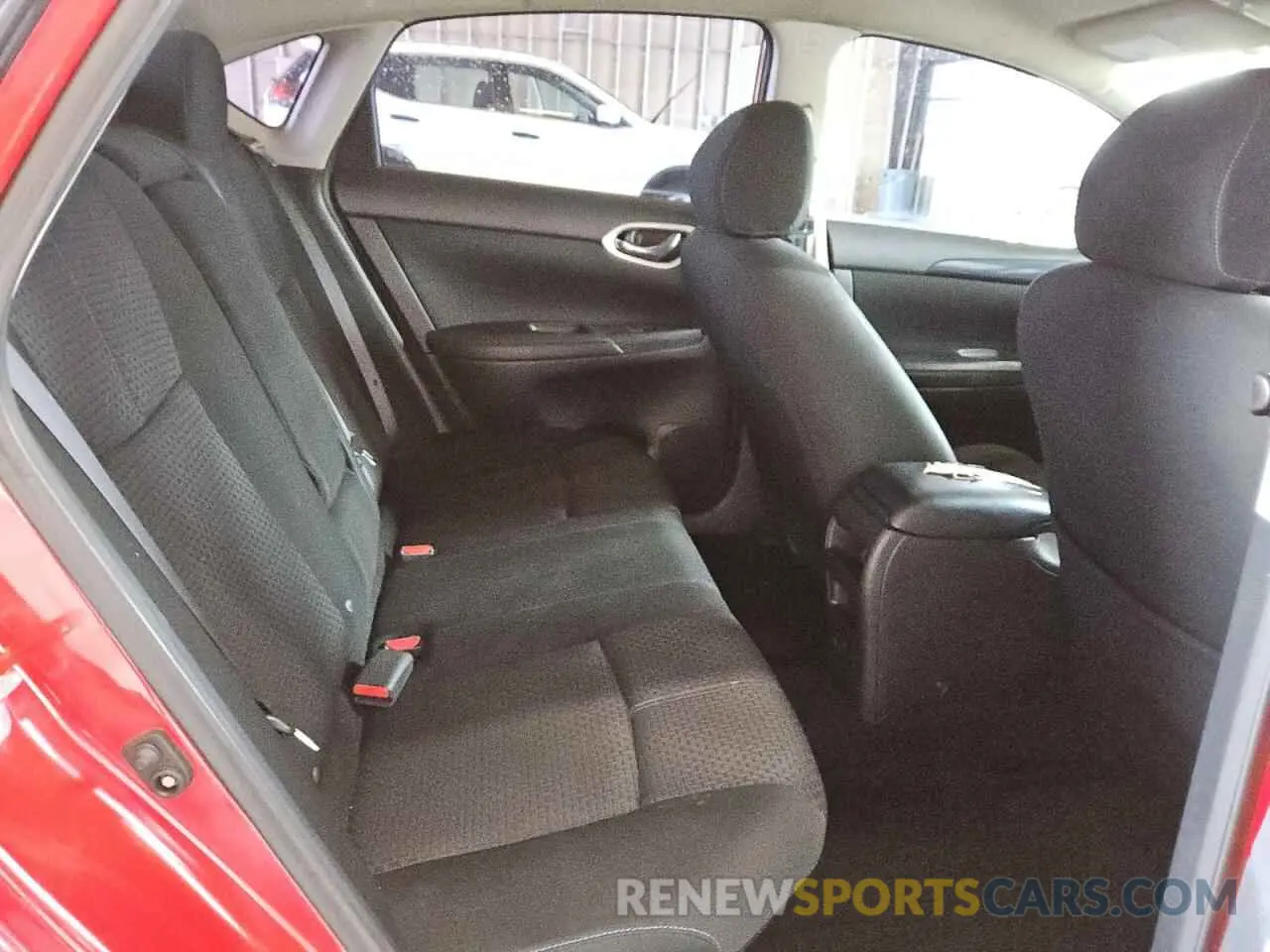 10 fotografías del automóvil dañado 3N1AB7AP0KY345317 NISSAN SENTRA 2019