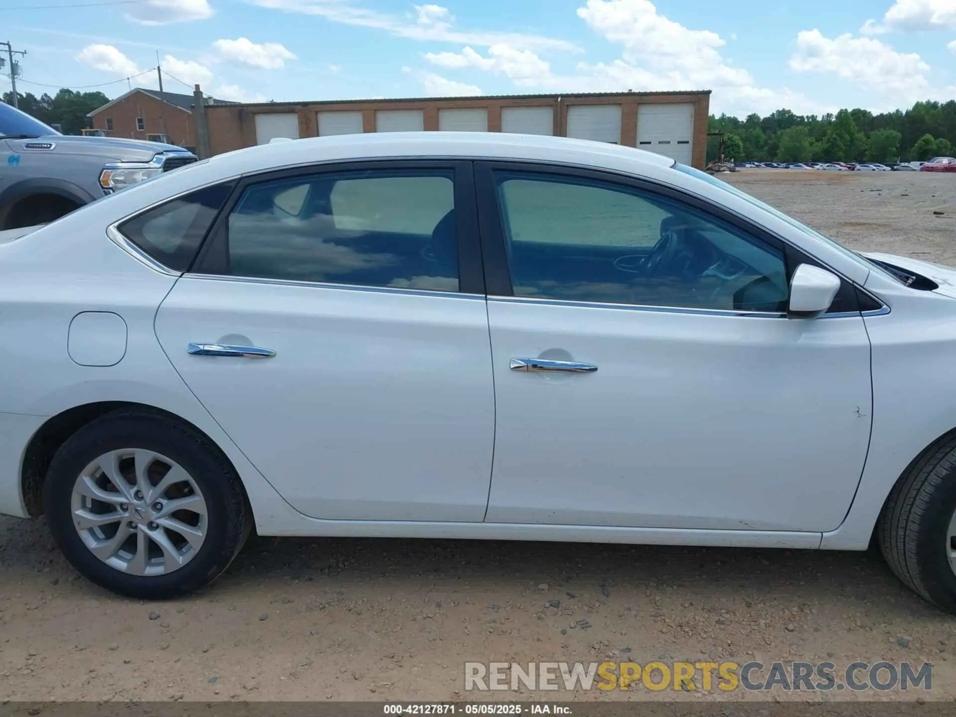 13 fotografías del automóvil dañado 3N1AB7AP0KY378544 NISSAN SENTRA 2019