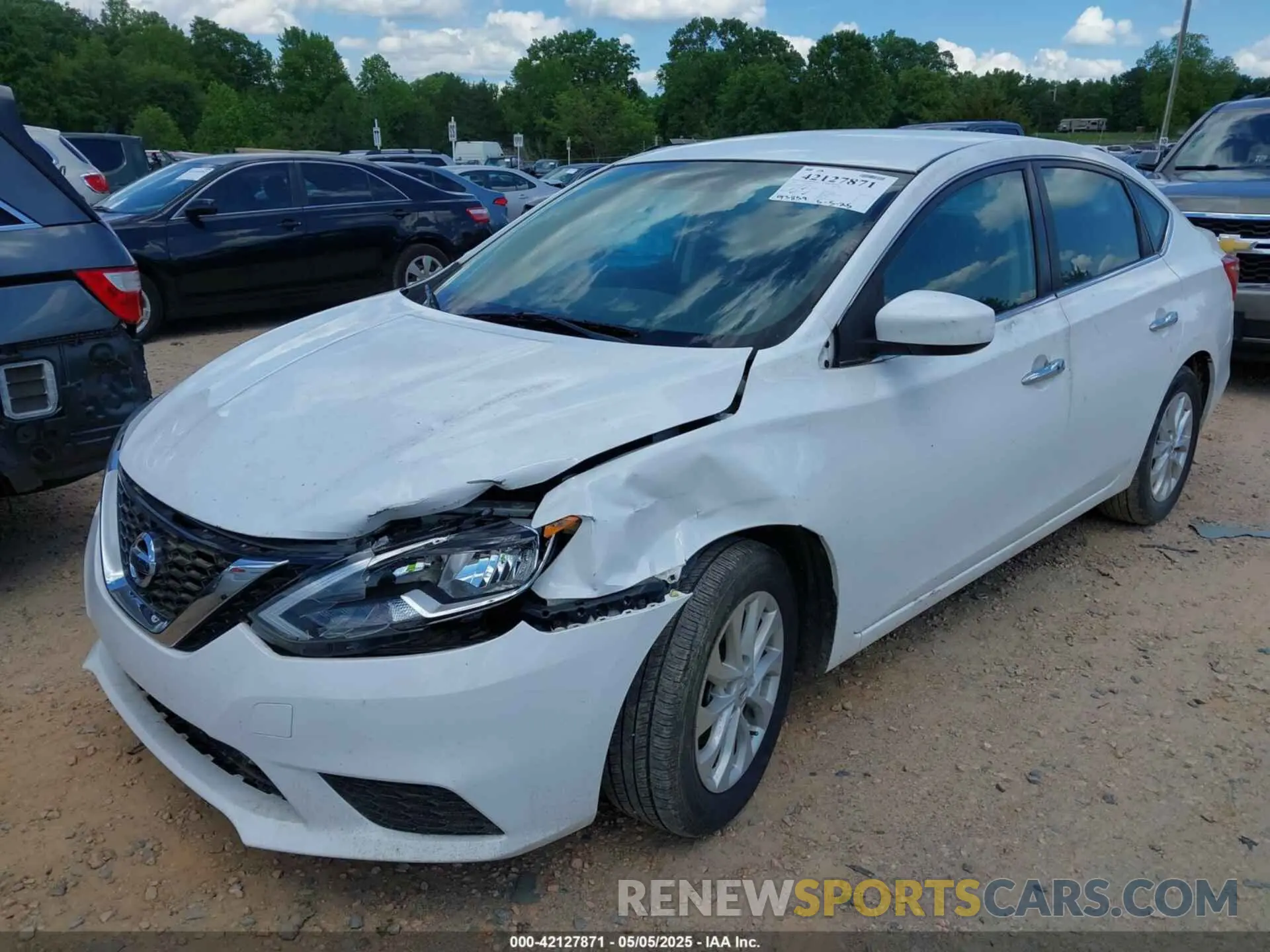 2 fotografías del automóvil dañado 3N1AB7AP0KY378544 NISSAN SENTRA 2019