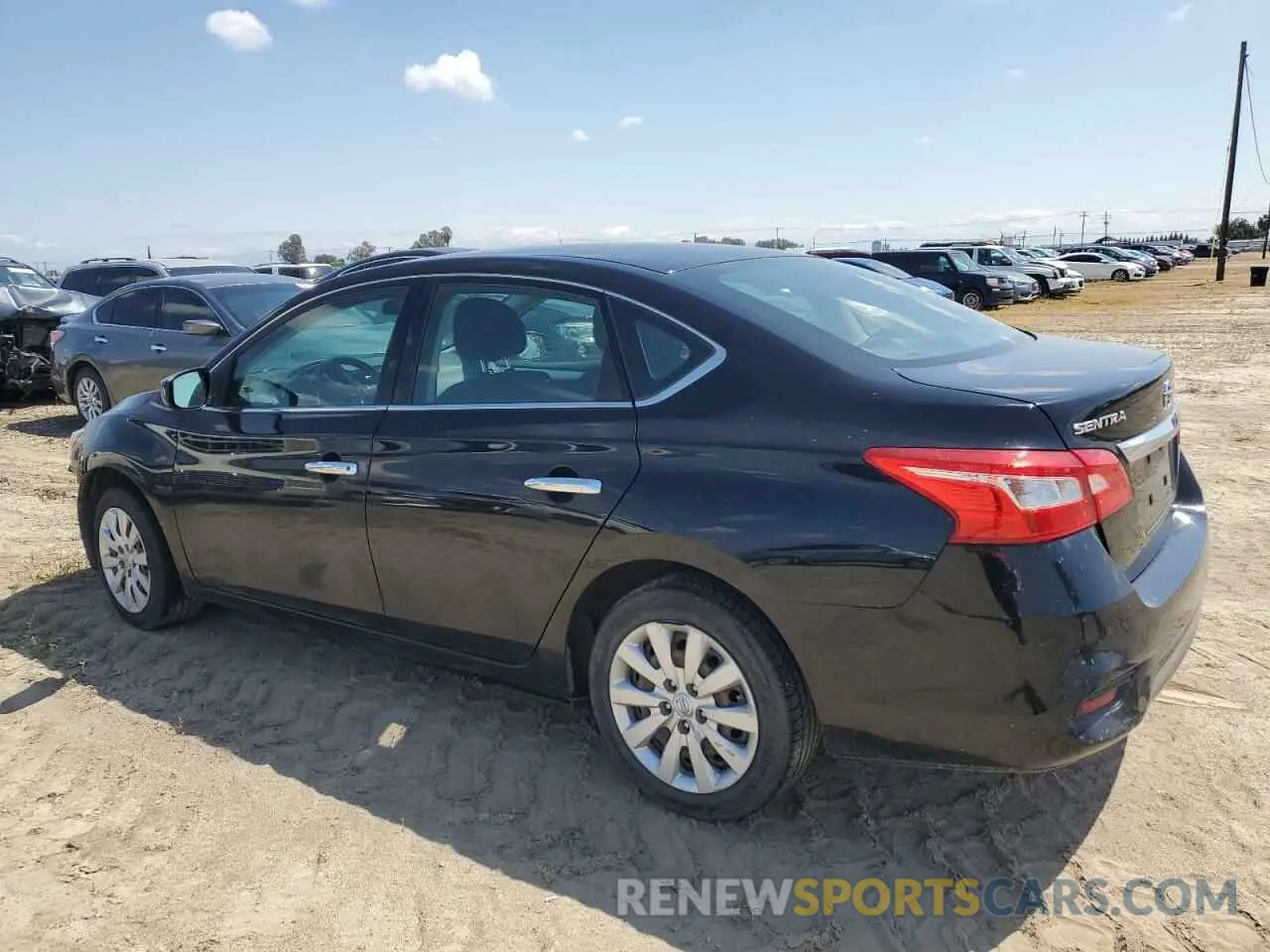 2 fotografías del automóvil dañado 3N1AB7AP0KY382965 NISSAN SENTRA 2019