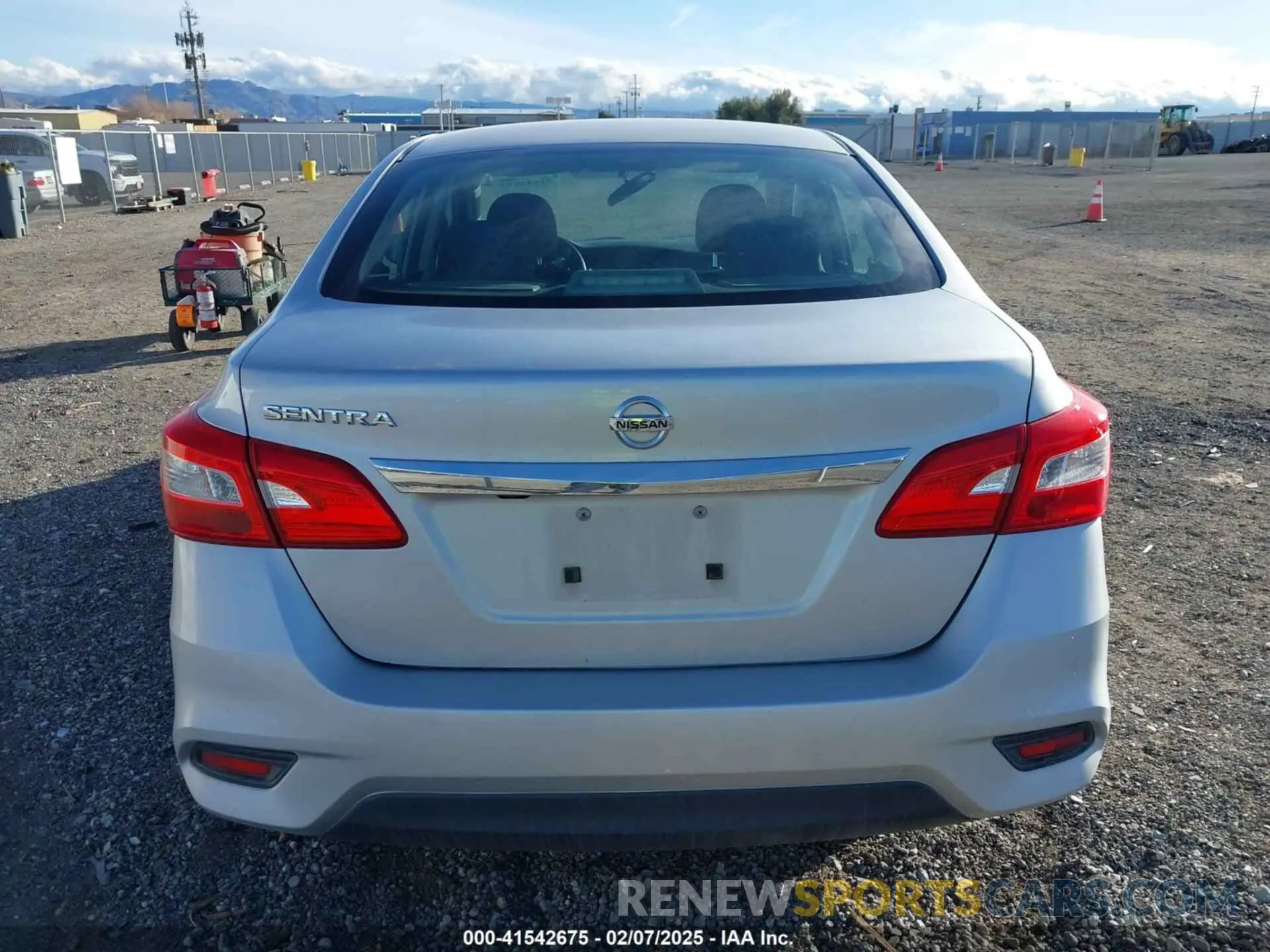 16 fotografías del automóvil dañado 3N1AB7AP0KY445921 NISSAN SENTRA 2019