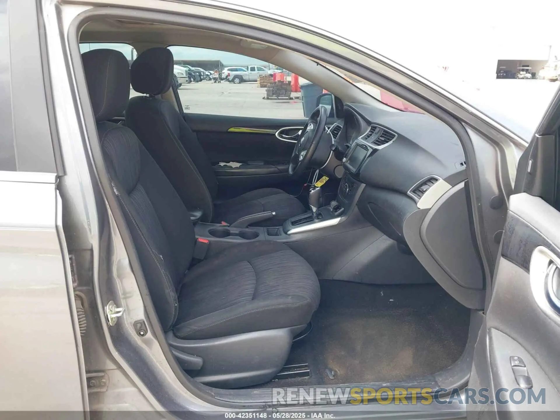 5 fotografías del automóvil dañado 3N1AB7AP0KY453369 NISSAN SENTRA 2019