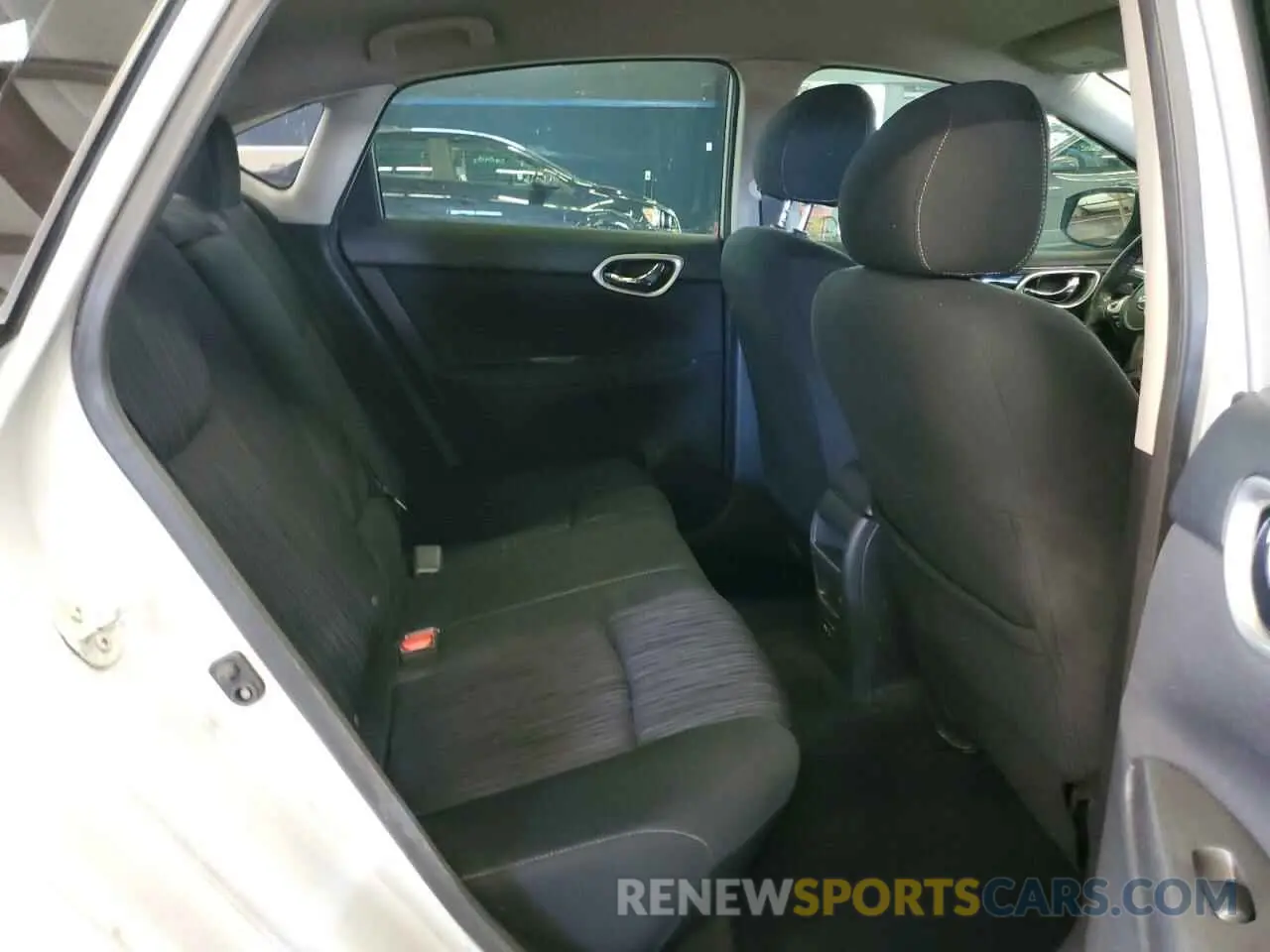 10 fotografías del automóvil dañado 3N1AB7AP0KY455395 NISSAN SENTRA 2019