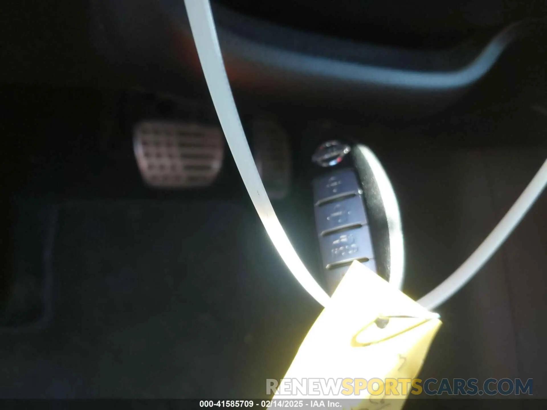 11 fotografías del automóvil dañado 3N1AB7AP1KL619072 NISSAN SENTRA 2019
