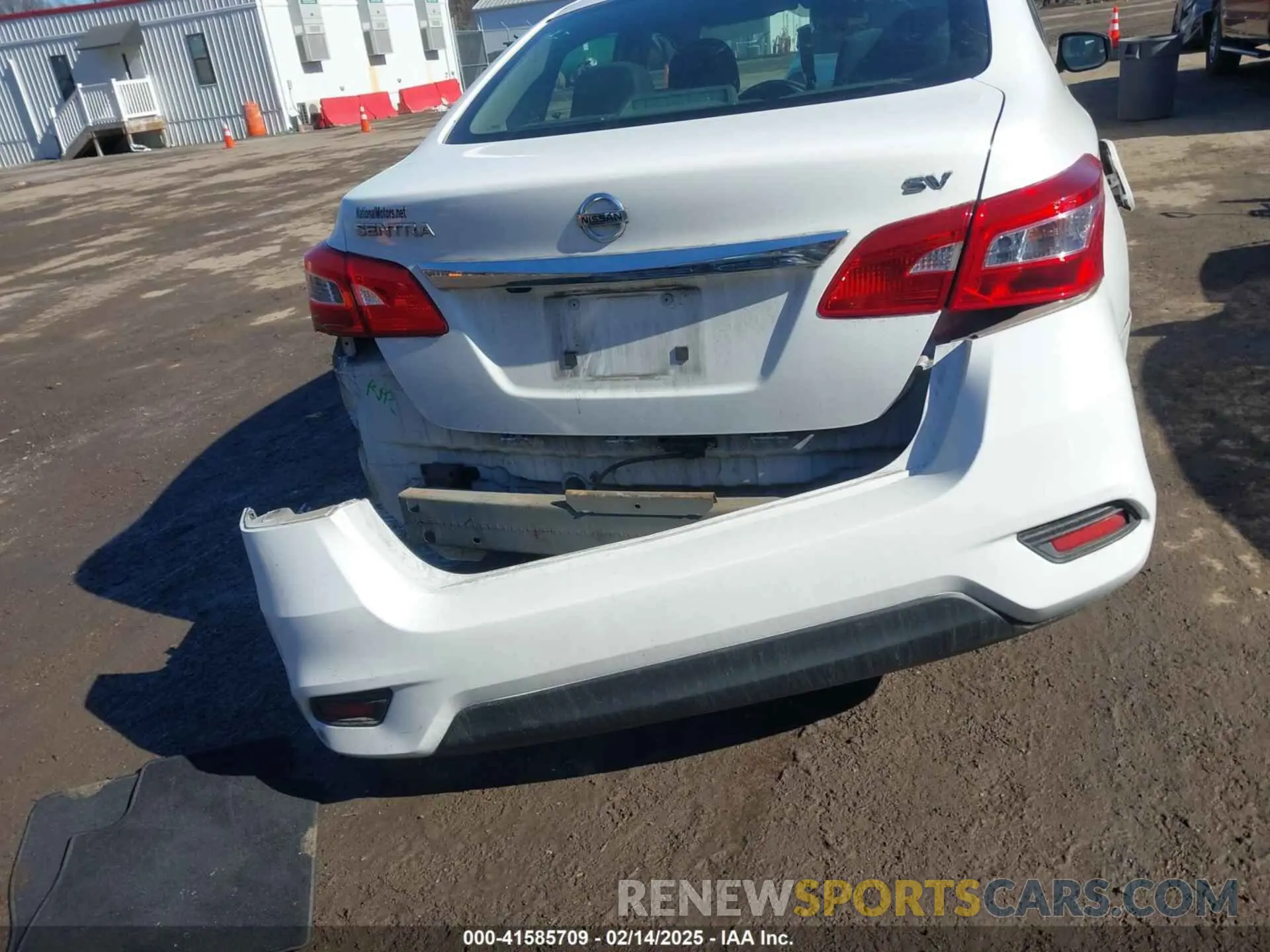 17 fotografías del automóvil dañado 3N1AB7AP1KL619072 NISSAN SENTRA 2019