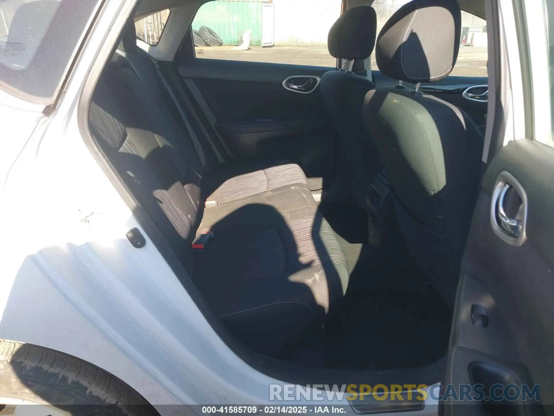 8 fotografías del automóvil dañado 3N1AB7AP1KL619072 NISSAN SENTRA 2019