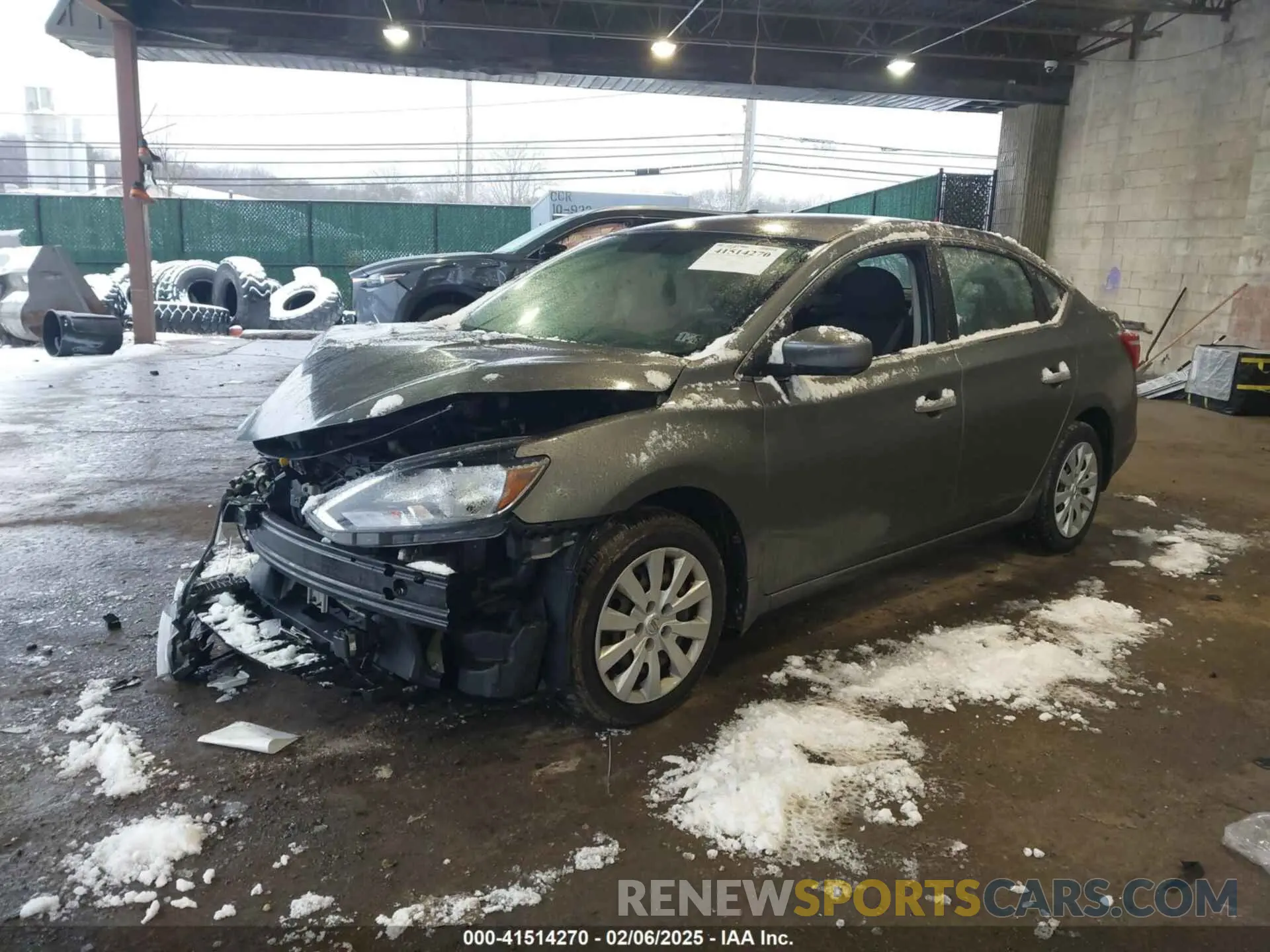 2 fotografías del automóvil dañado 3N1AB7AP1KY215871 NISSAN SENTRA 2019