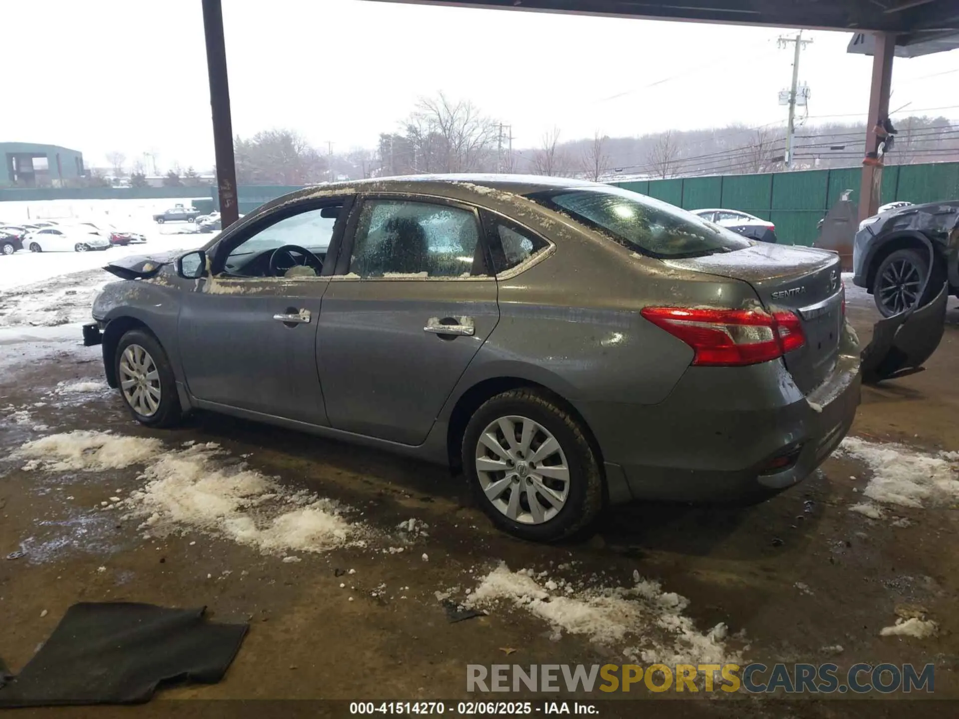 3 fotografías del automóvil dañado 3N1AB7AP1KY215871 NISSAN SENTRA 2019
