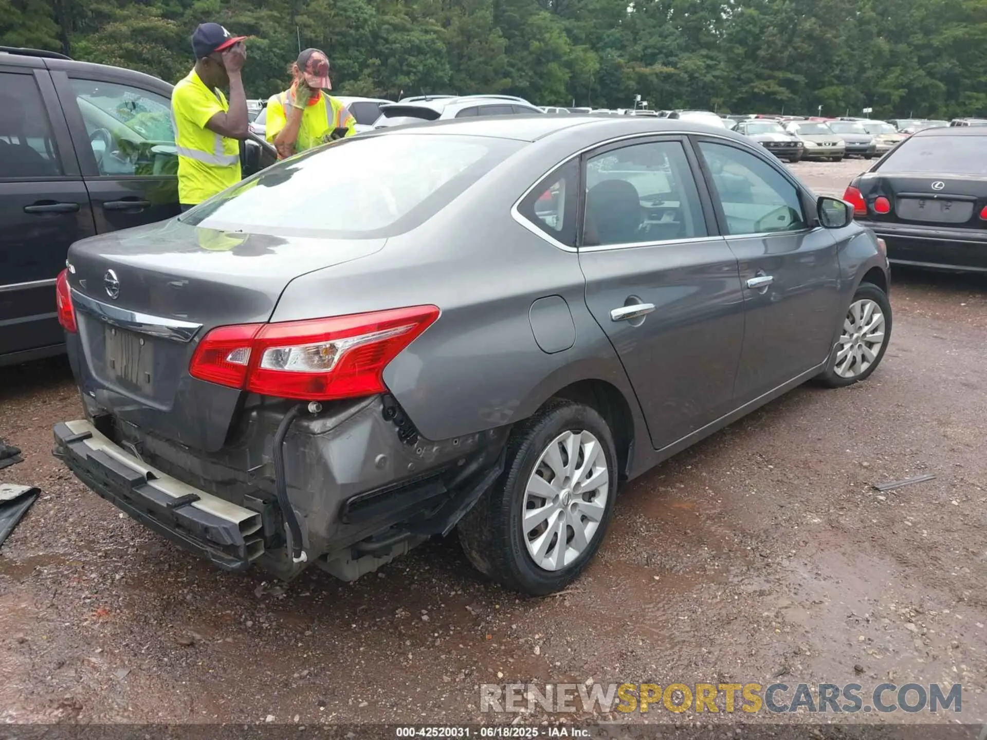 4 fotografías del automóvil dañado 3N1AB7AP1KY246215 NISSAN SENTRA 2019