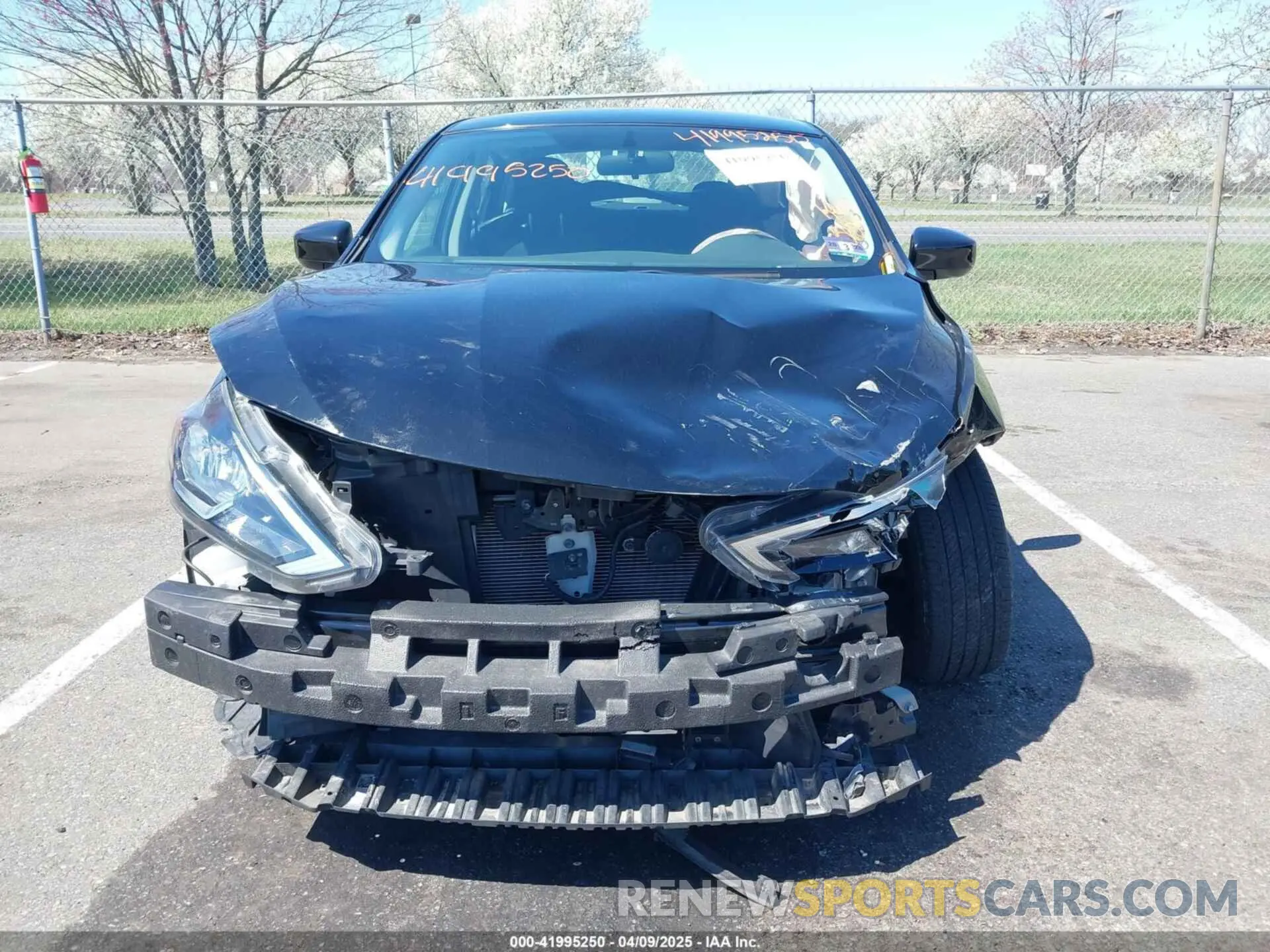 12 fotografías del automóvil dañado 3N1AB7AP1KY291462 NISSAN SENTRA 2019