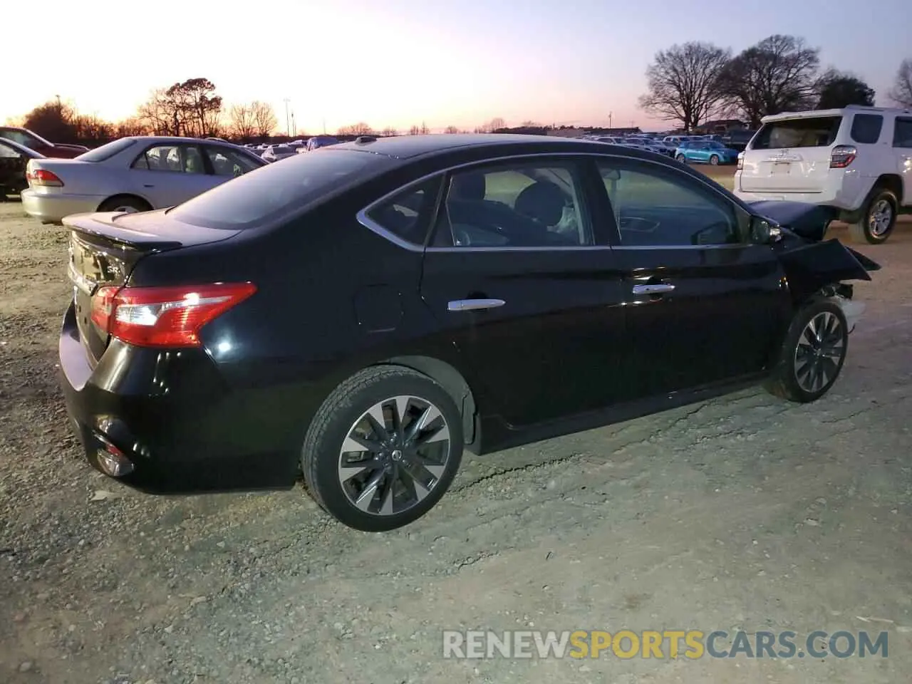 3 fotografías del automóvil dañado 3N1AB7AP1KY300919 NISSAN SENTRA 2019