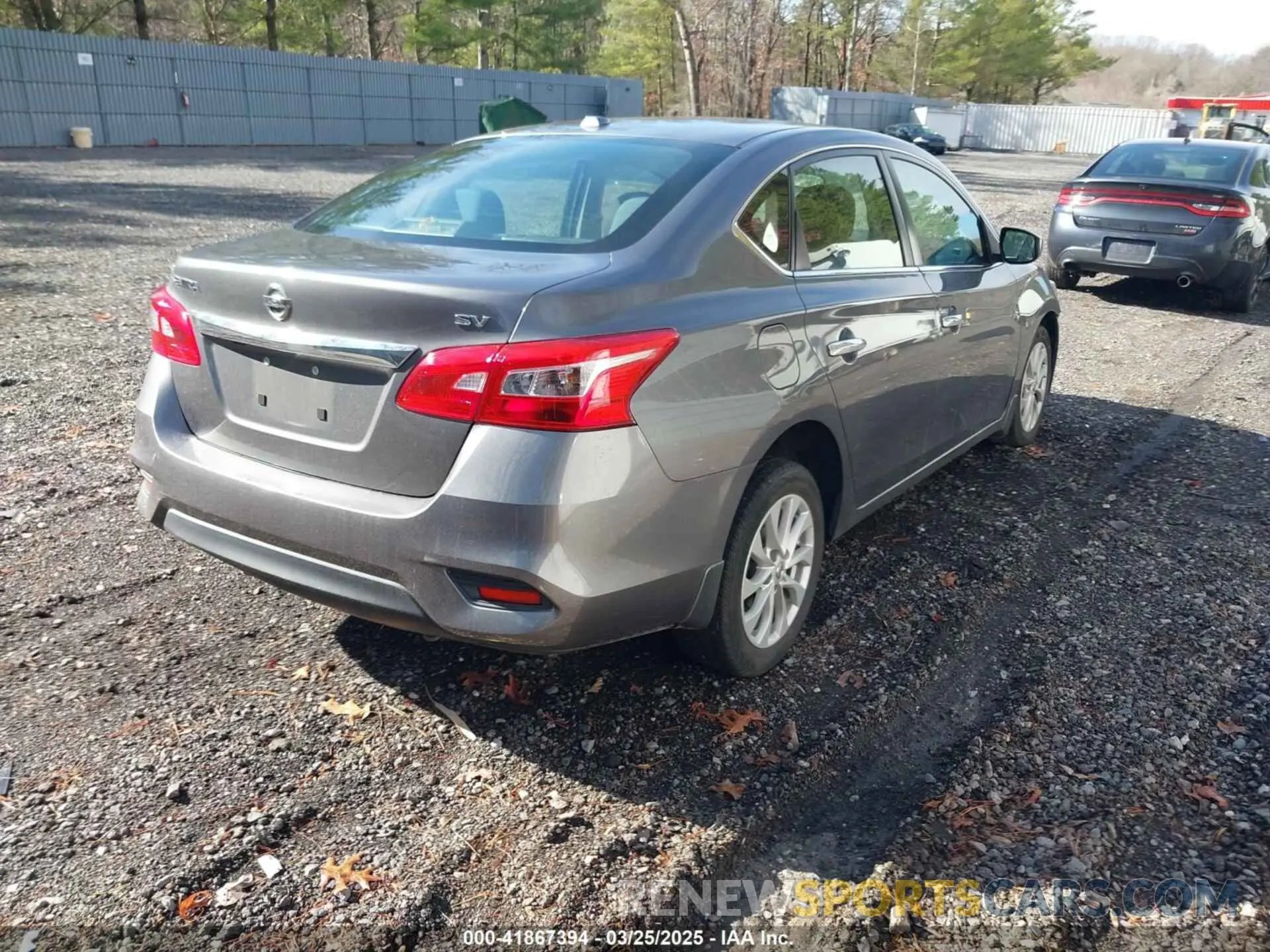 4 fotografías del automóvil dañado 3N1AB7AP1KY317087 NISSAN SENTRA 2019