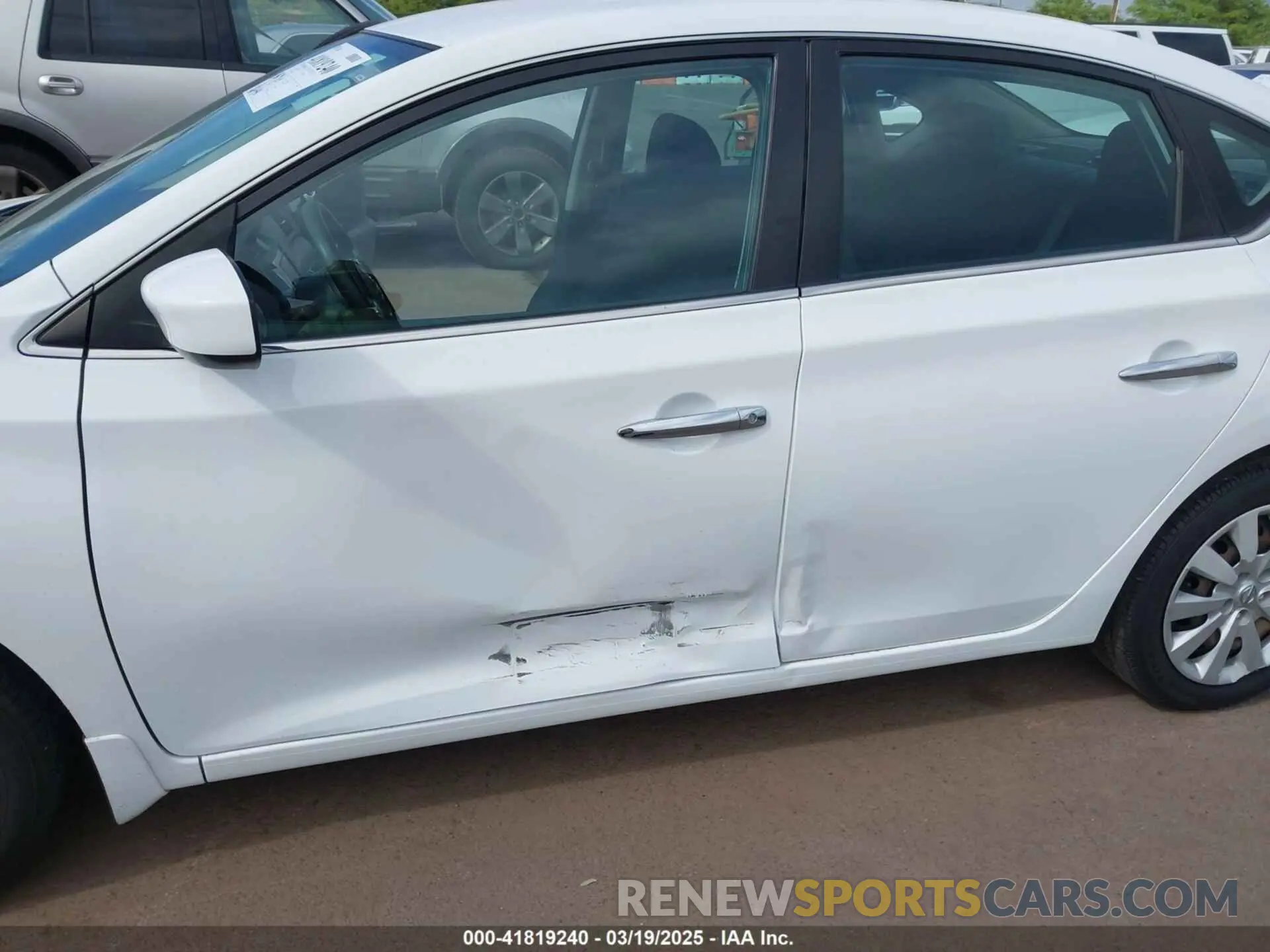 6 fotografías del automóvil dañado 3N1AB7AP1KY329885 NISSAN SENTRA 2019