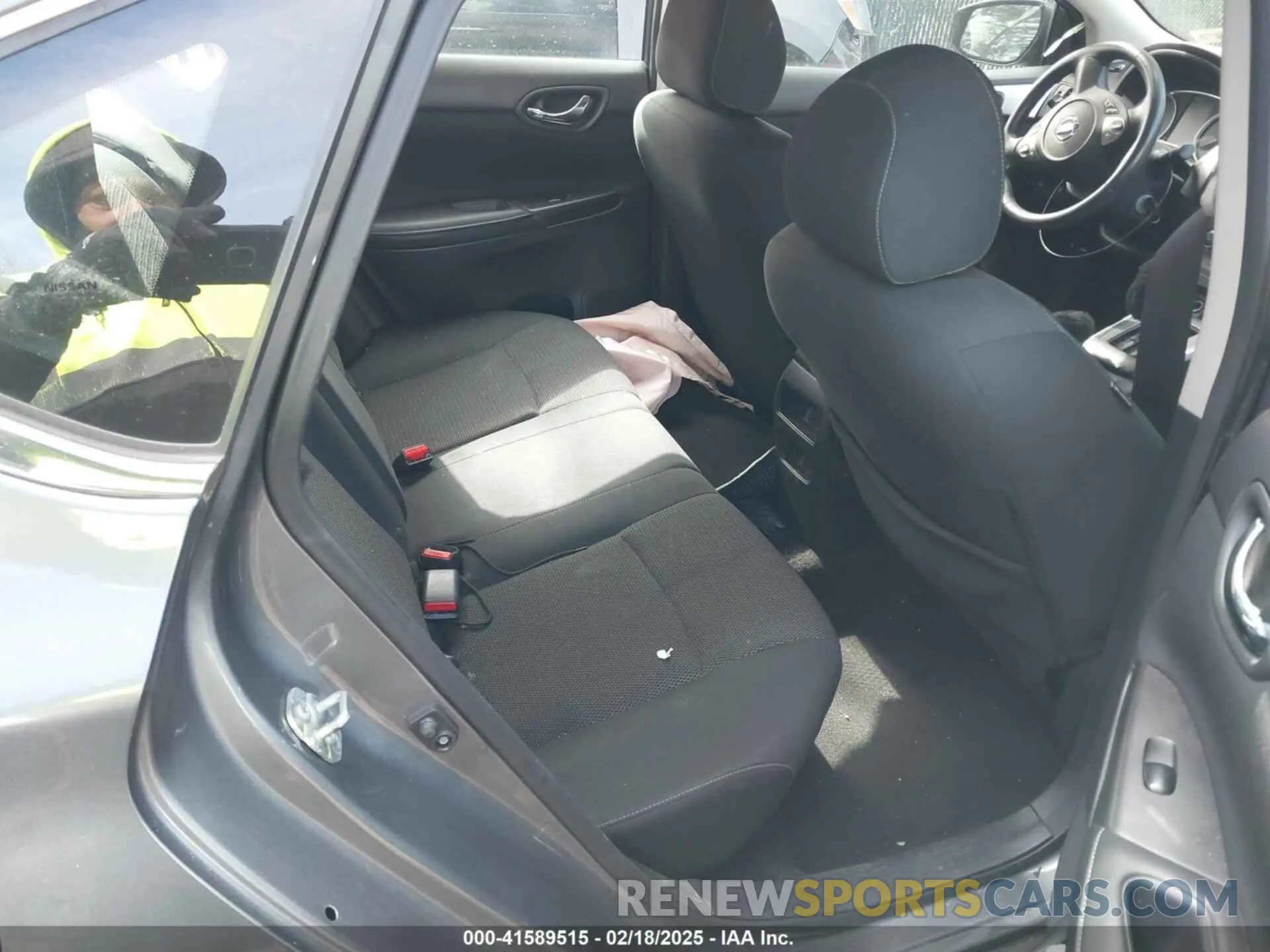8 fotografías del automóvil dañado 3N1AB7AP1KY366077 NISSAN SENTRA 2019