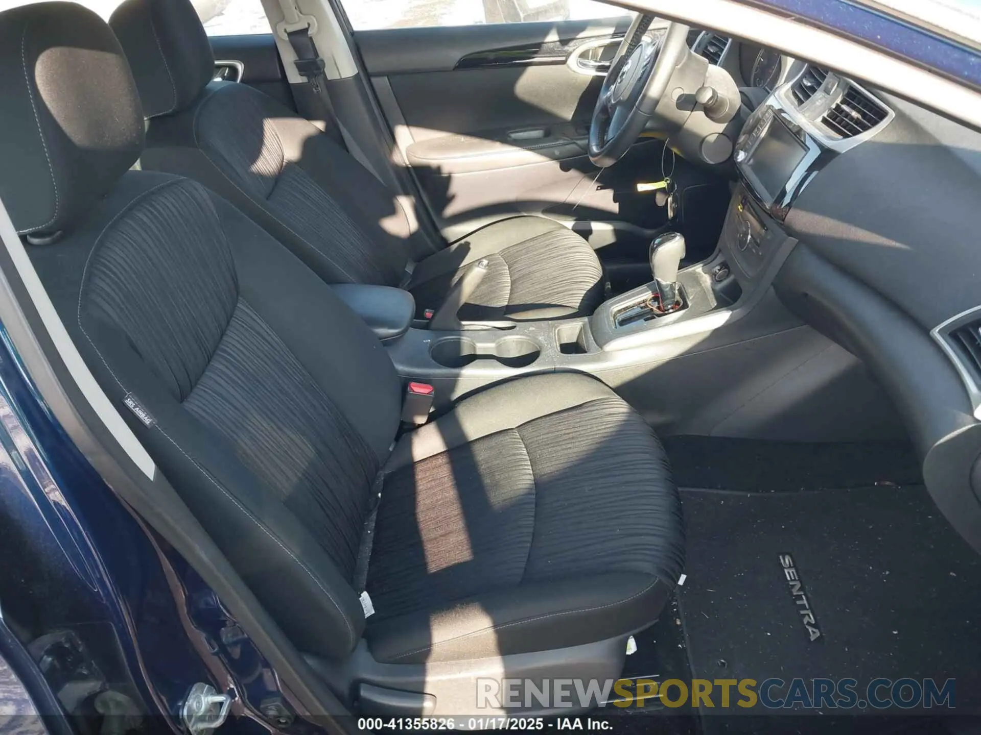 5 fotografías del automóvil dañado 3N1AB7AP1KY369075 NISSAN SENTRA 2019