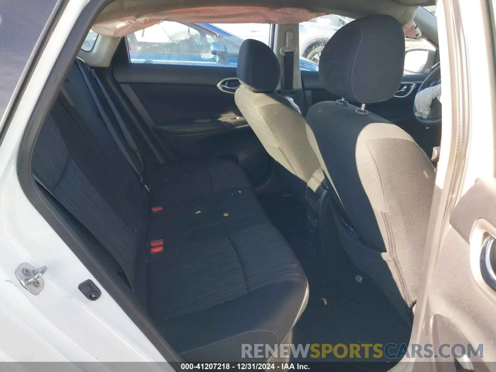 8 fotografías del automóvil dañado 3N1AB7AP1KY374650 NISSAN SENTRA 2019
