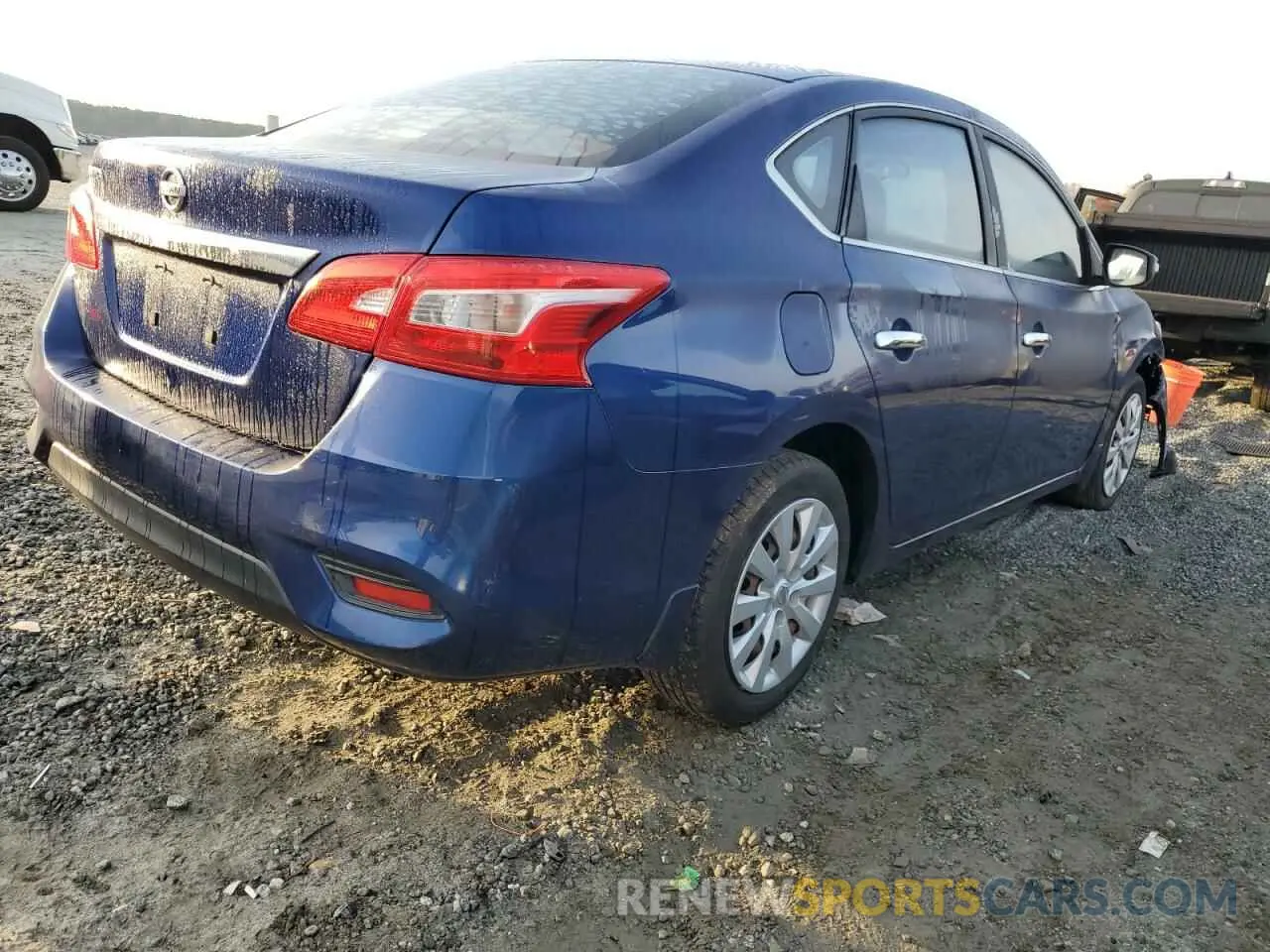 3 fotografías del automóvil dañado 3N1AB7AP1KY409316 NISSAN SENTRA 2019