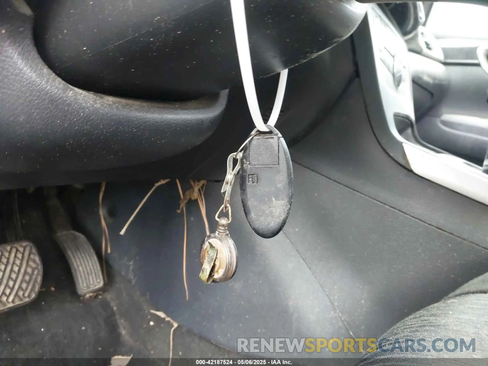 11 fotografías del automóvil dañado 3N1AB7AP1KY425046 NISSAN SENTRA 2019
