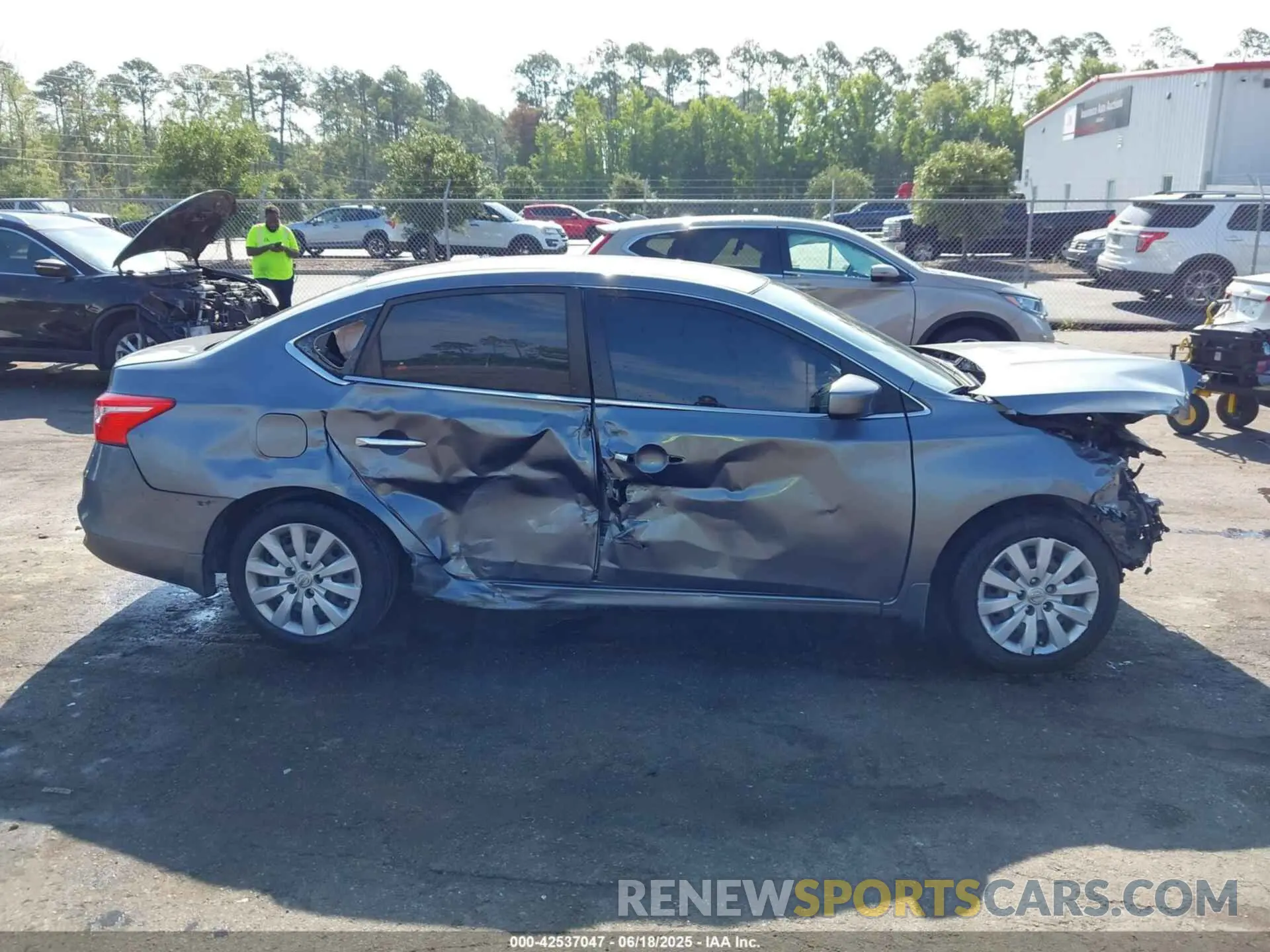 13 fotografías del automóvil dañado 3N1AB7AP1KY455566 NISSAN SENTRA 2019