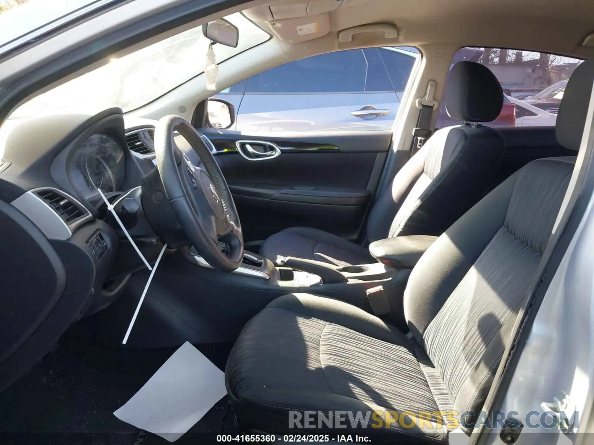 19 fotografías del automóvil dañado 3N1AB7AP2KL605312 NISSAN SENTRA 2019