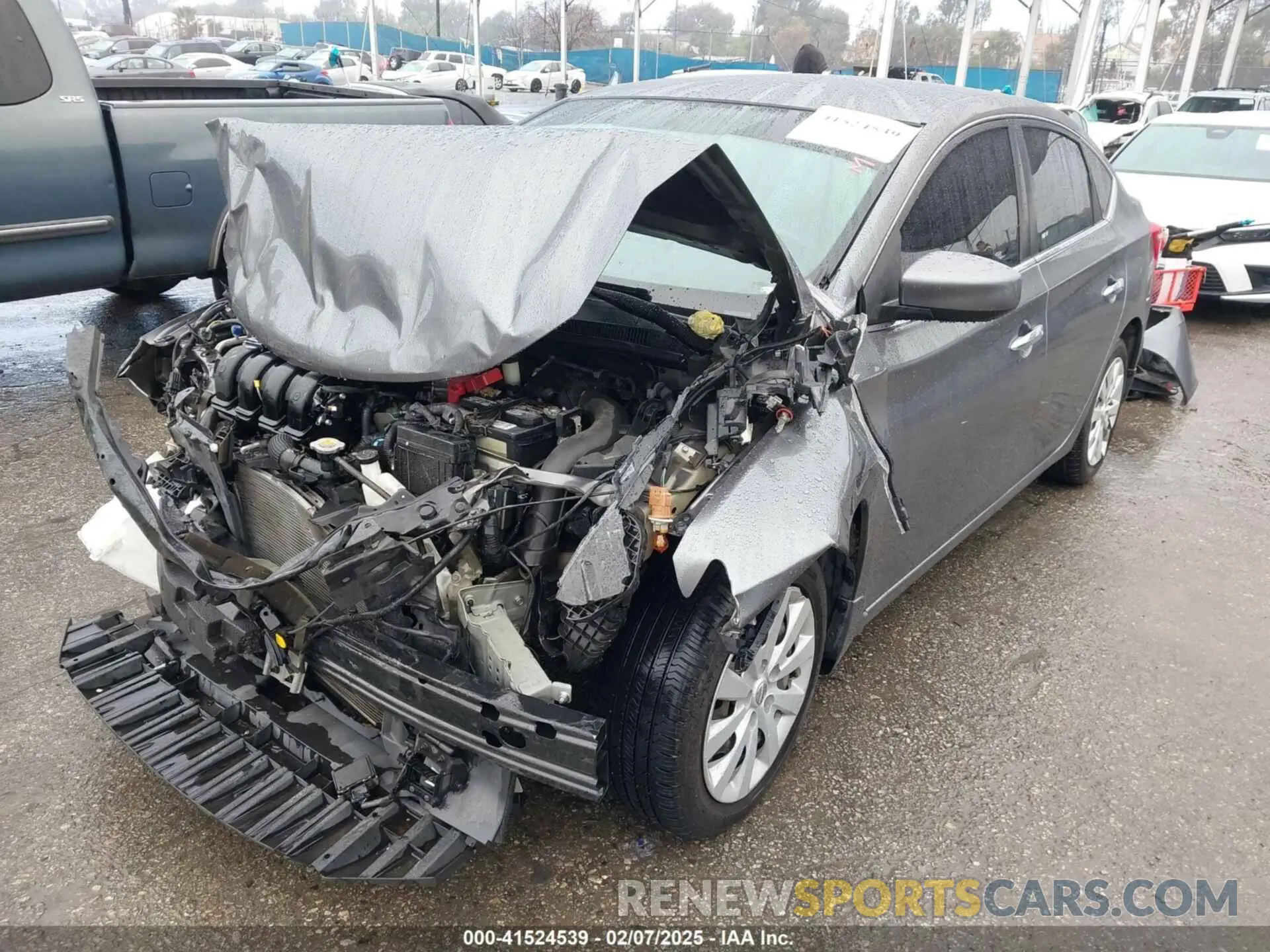 2 fotografías del automóvil dañado 3N1AB7AP2KY227513 NISSAN SENTRA 2019