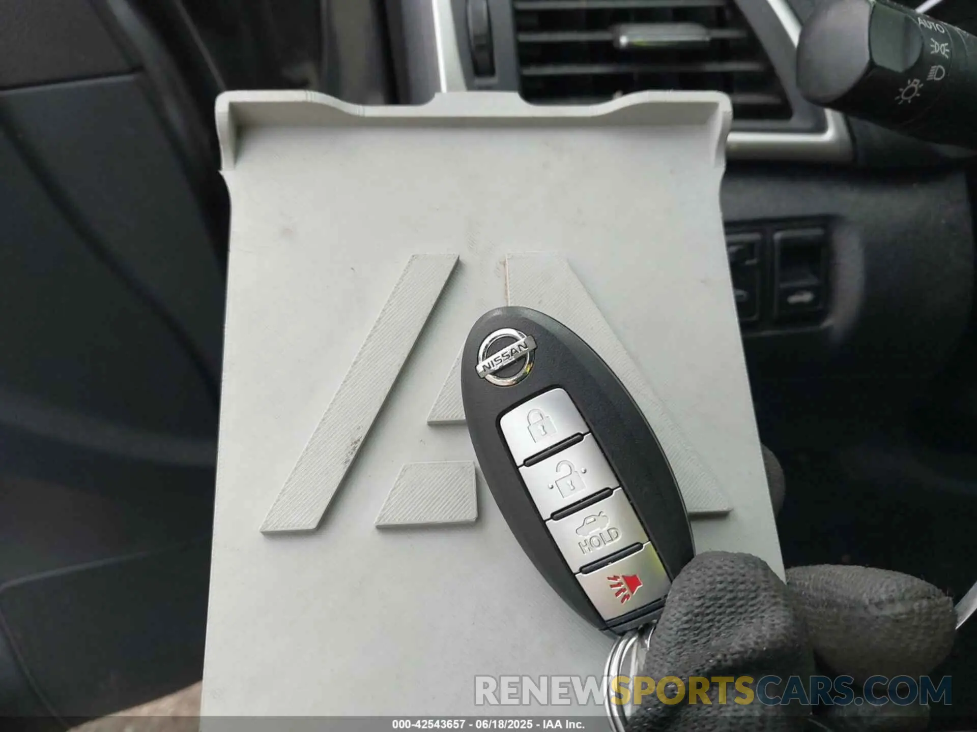 11 fotografías del automóvil dañado 3N1AB7AP2KY239693 NISSAN SENTRA 2019