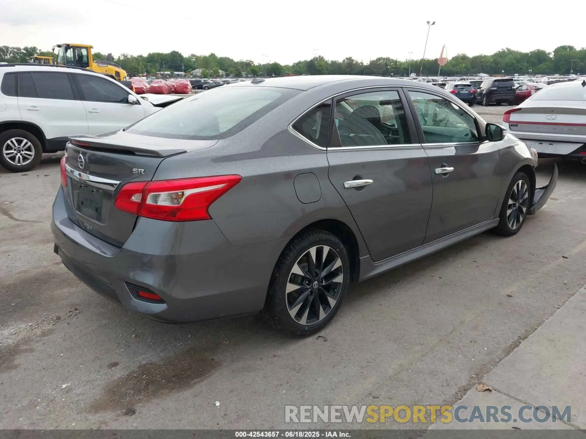 4 fotografías del automóvil dañado 3N1AB7AP2KY239693 NISSAN SENTRA 2019