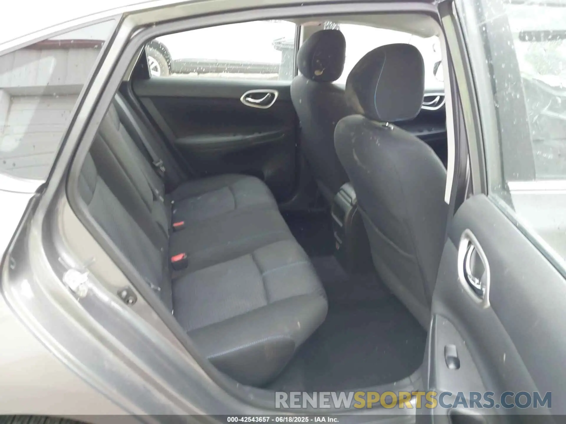 8 fotografías del automóvil dañado 3N1AB7AP2KY239693 NISSAN SENTRA 2019