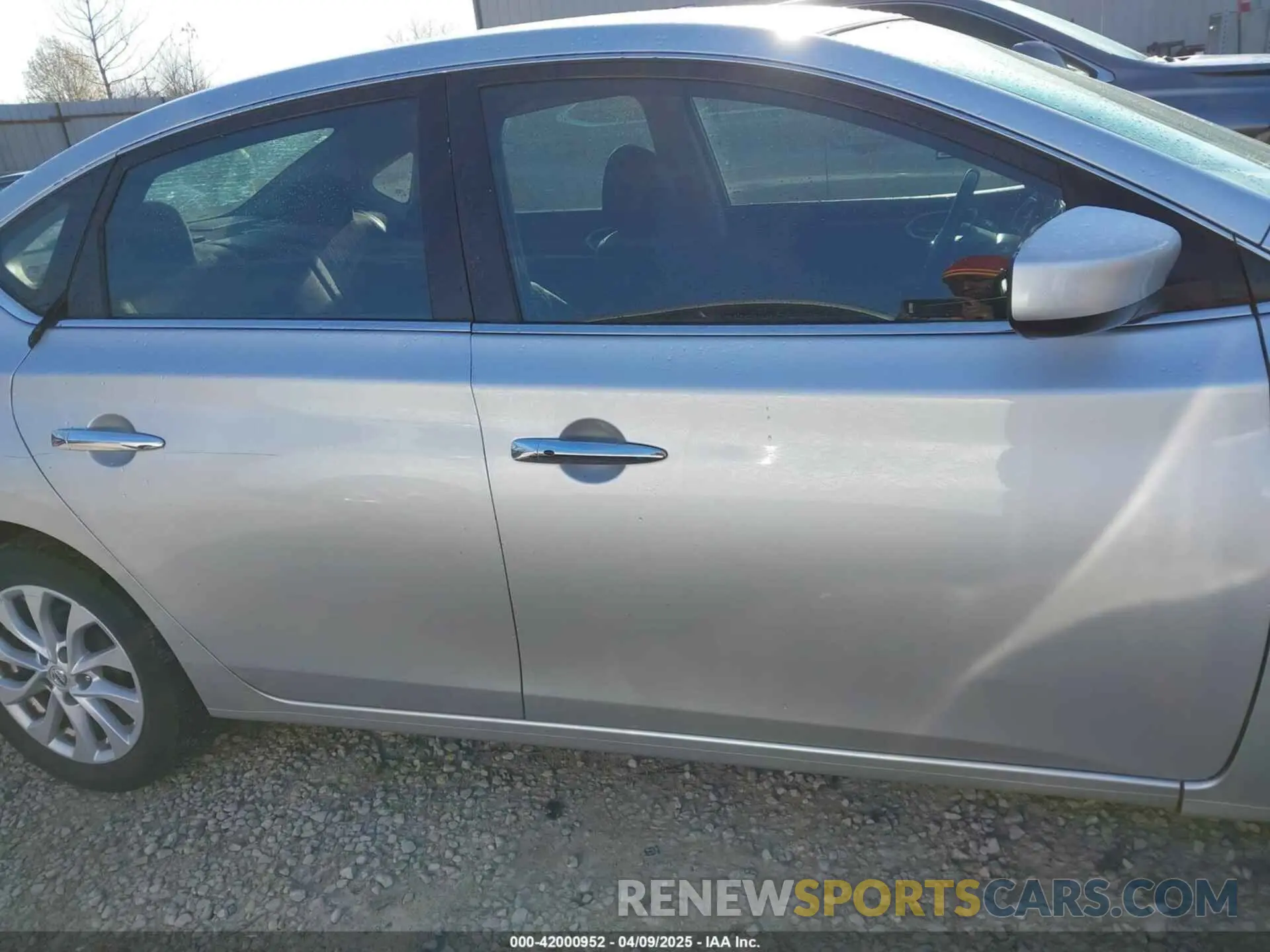13 fotografías del automóvil dañado 3N1AB7AP2KY258096 NISSAN SENTRA 2019