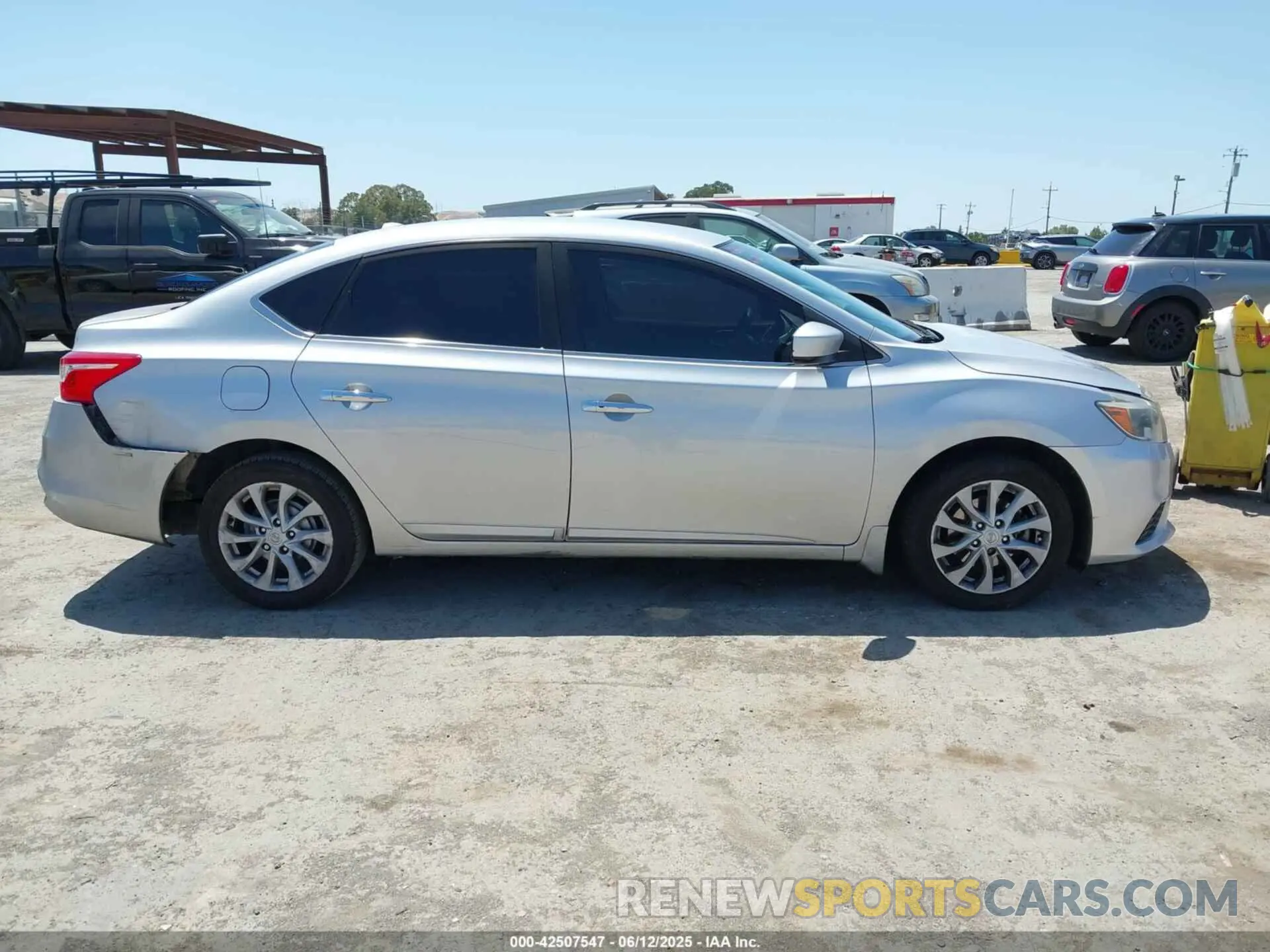 14 fotografías del automóvil dañado 3N1AB7AP2KY331323 NISSAN SENTRA 2019