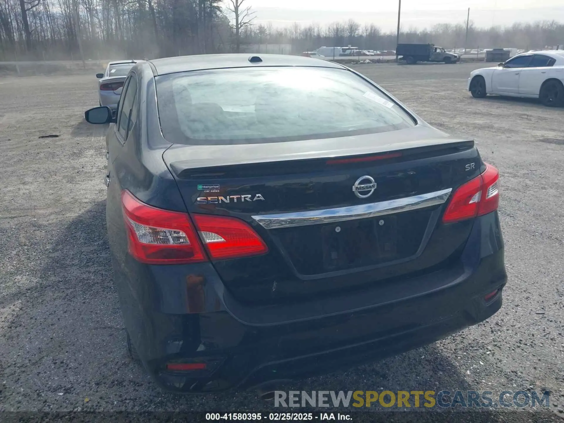 15 fotografías del automóvil dañado 3N1AB7AP2KY340006 NISSAN SENTRA 2019