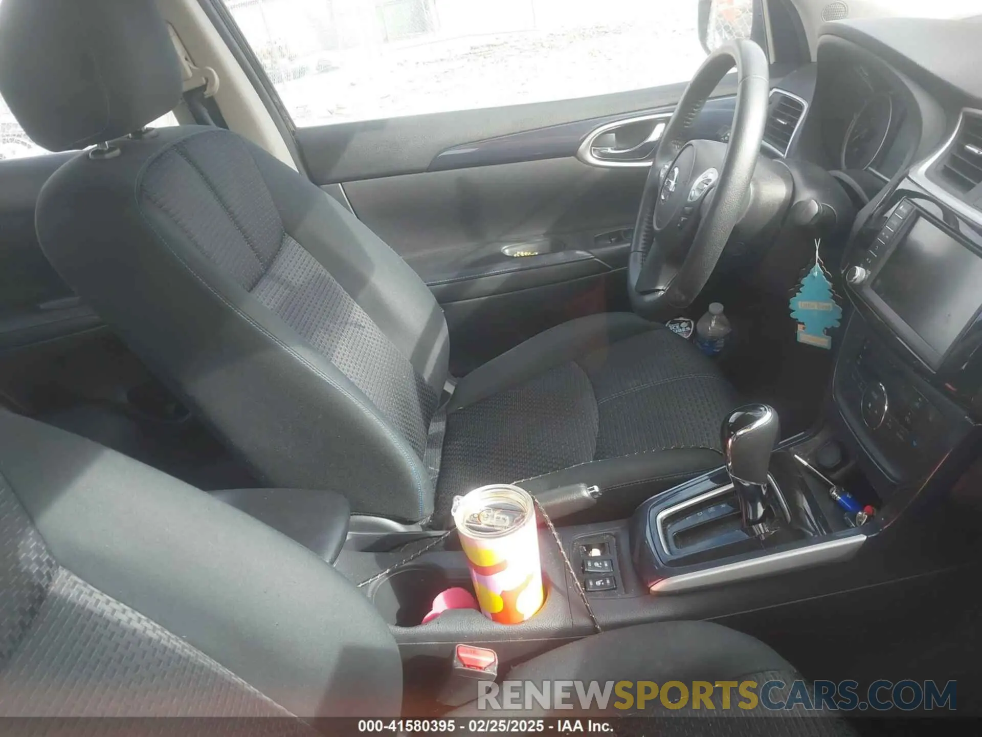 5 fotografías del automóvil dañado 3N1AB7AP2KY340006 NISSAN SENTRA 2019