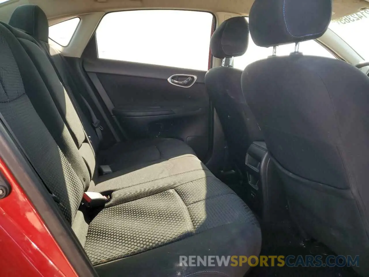 10 fotografías del automóvil dañado 3N1AB7AP2KY355900 NISSAN SENTRA 2019