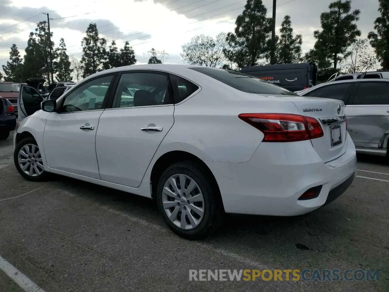 2 fotografías del automóvil dañado 3N1AB7AP2KY362507 NISSAN SENTRA 2019
